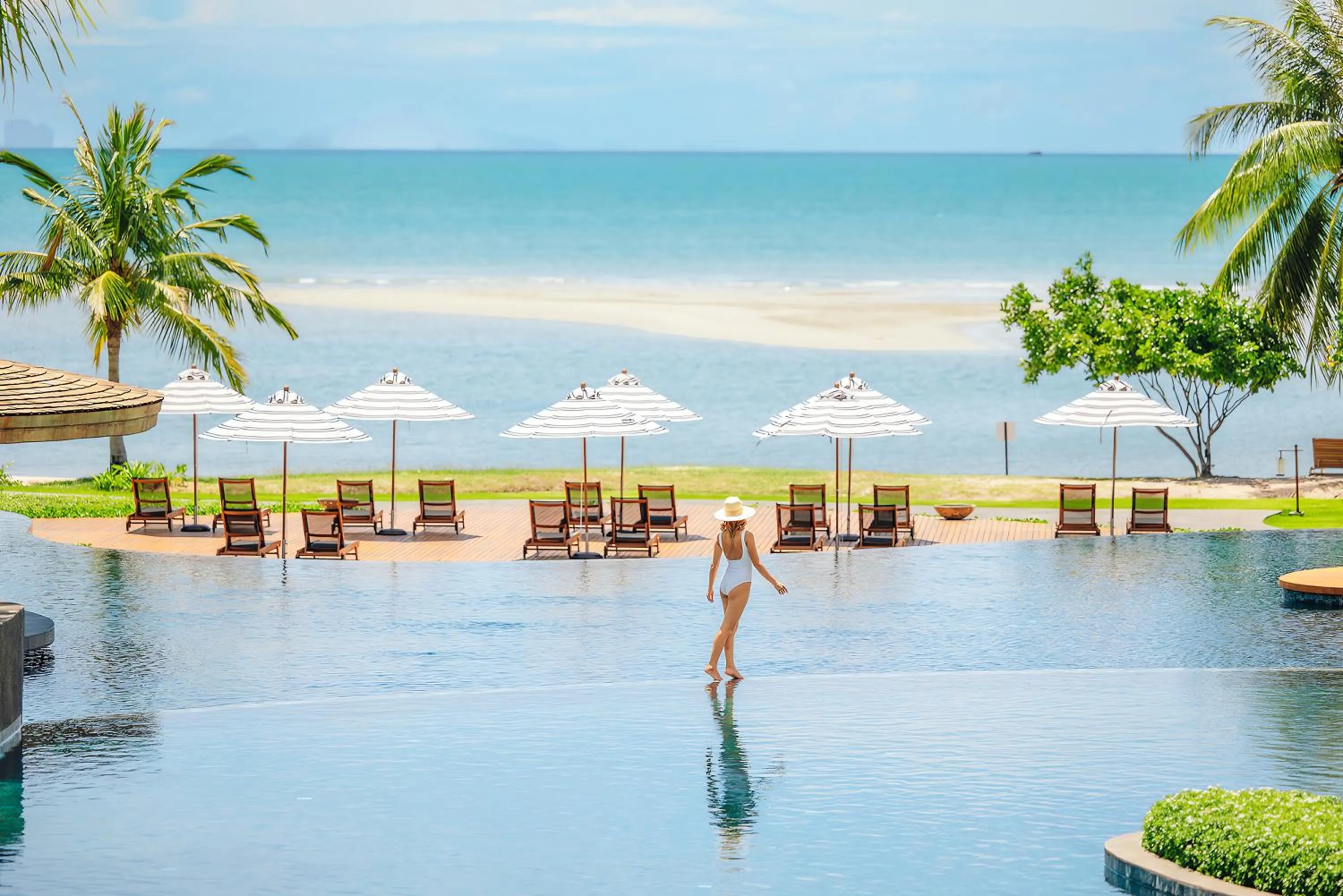 Swimming pool in Anantara Koh Yao Yai Resort & Villas