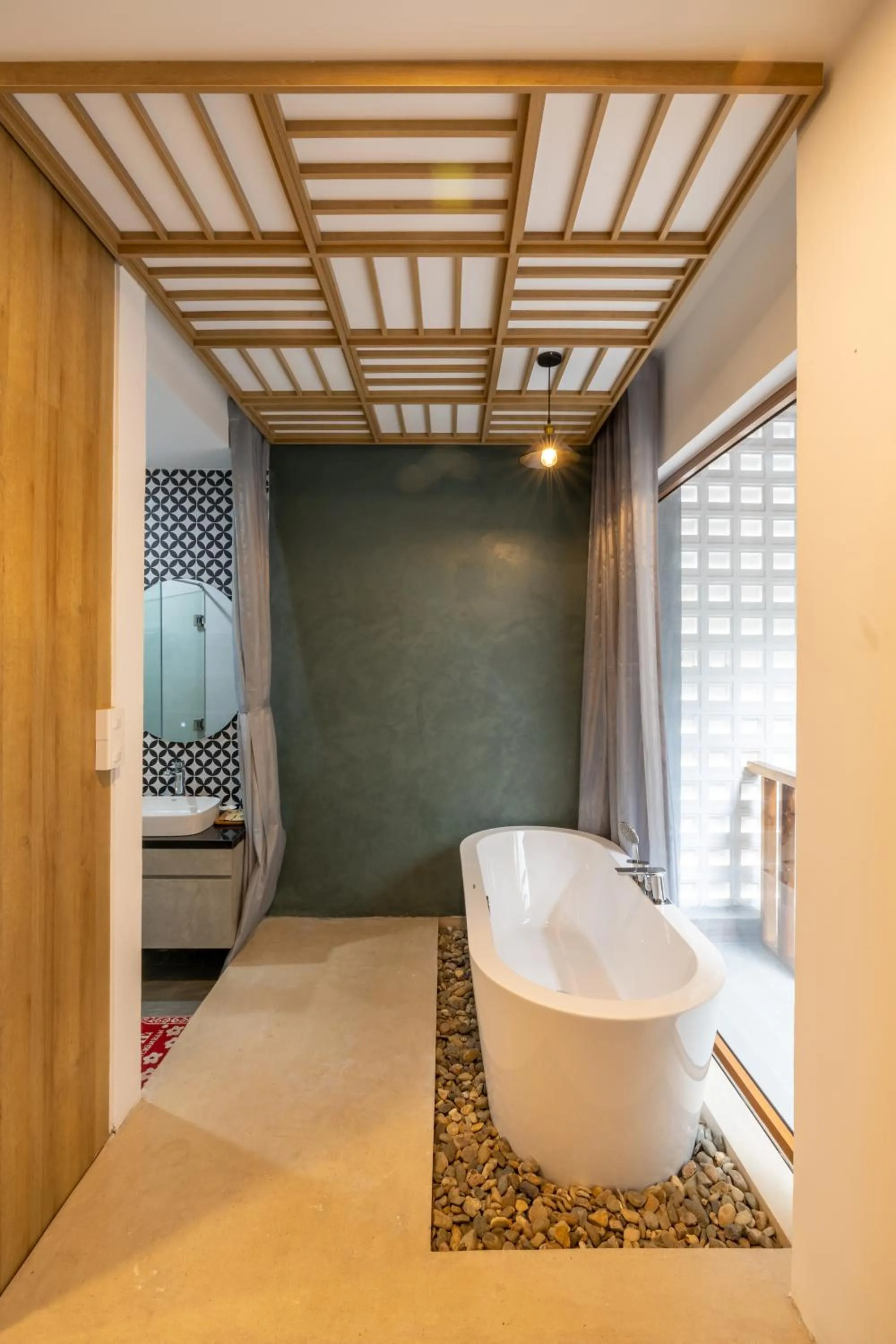 Bathroom, Bed in Moon Sun Boutique Villa Hotel