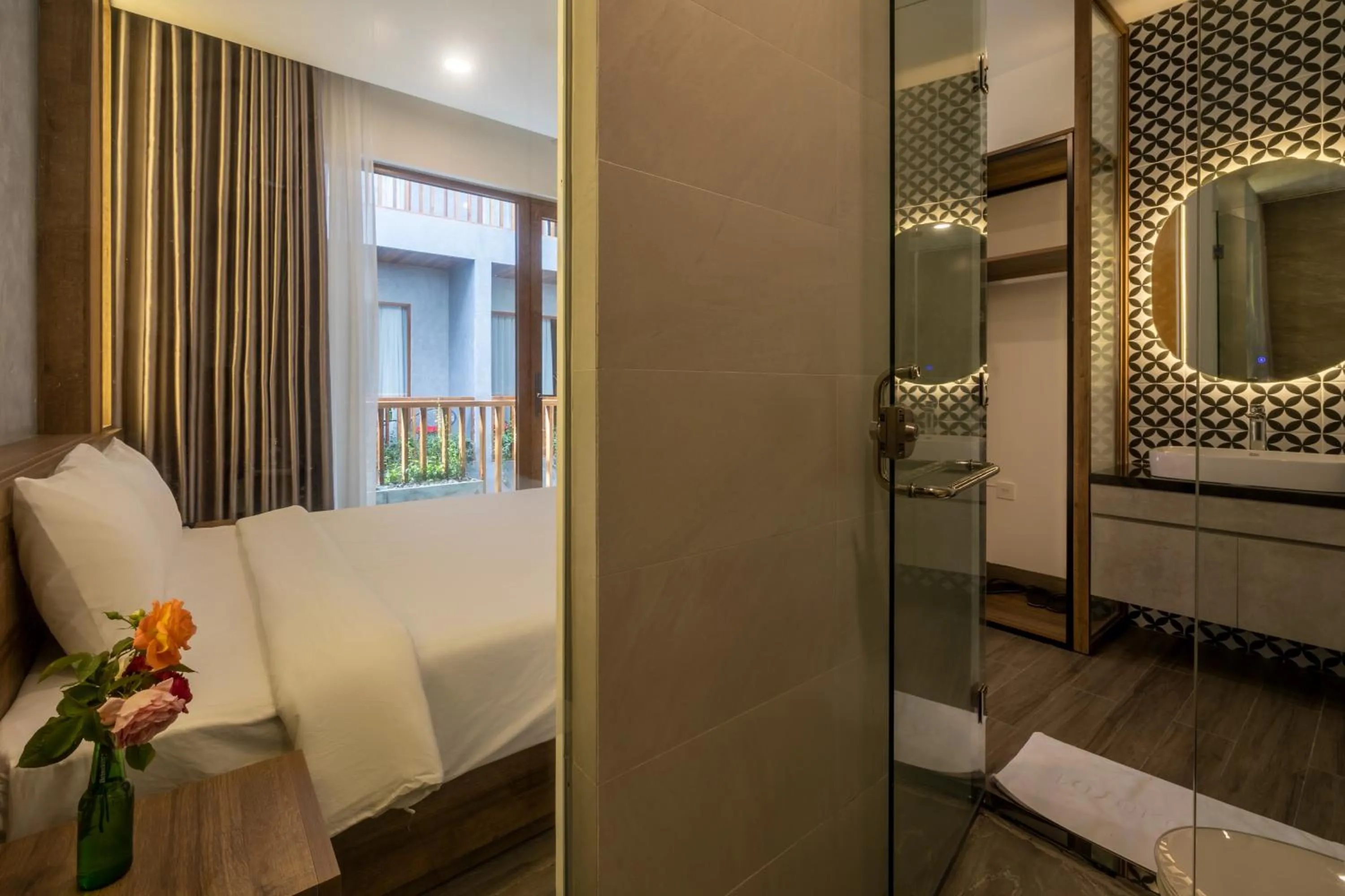 Shower in Moon Sun Boutique Villa Hotel