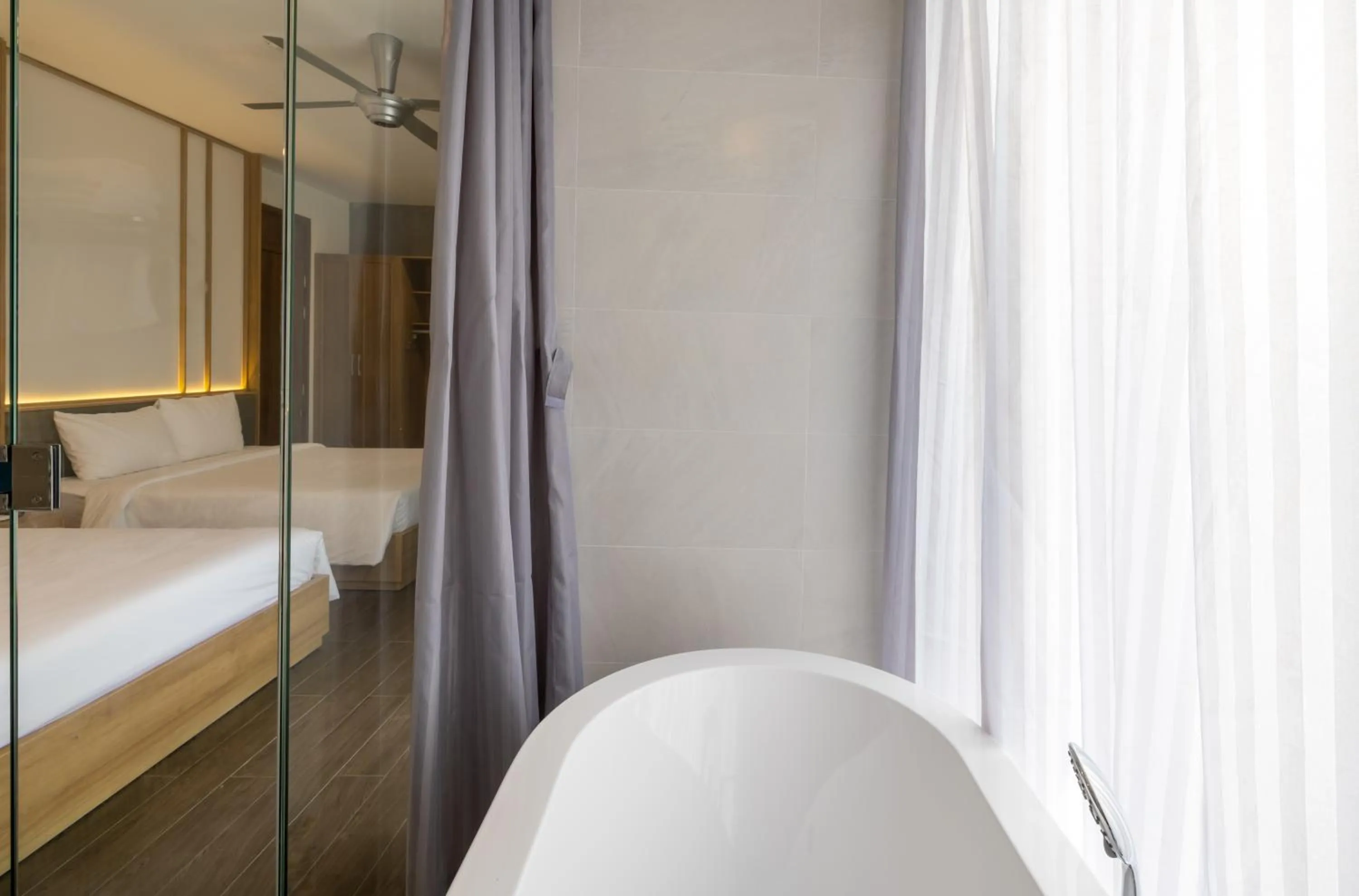 Toilet, Bed in Moon Sun Boutique Villa Hotel