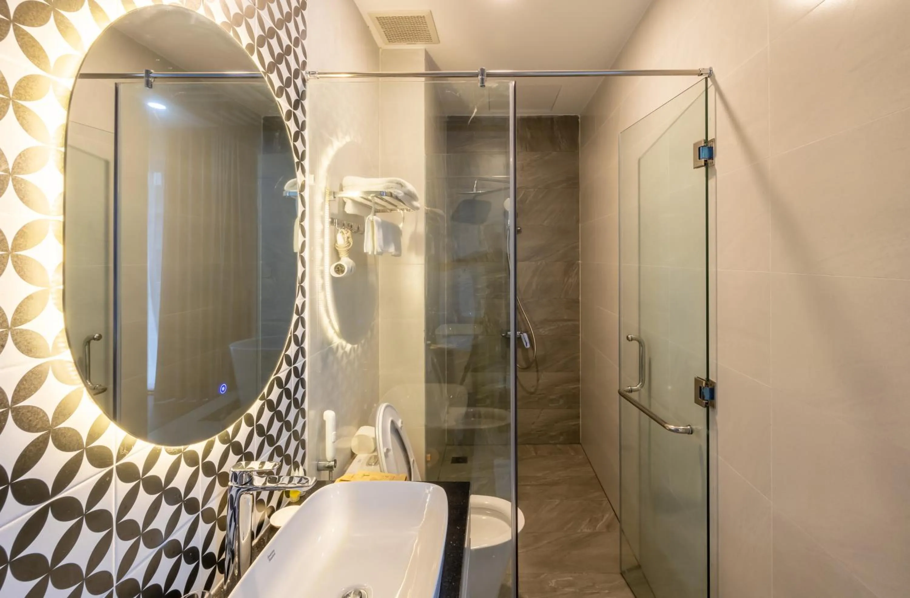 Shower in Moon Sun Boutique Villa Hotel