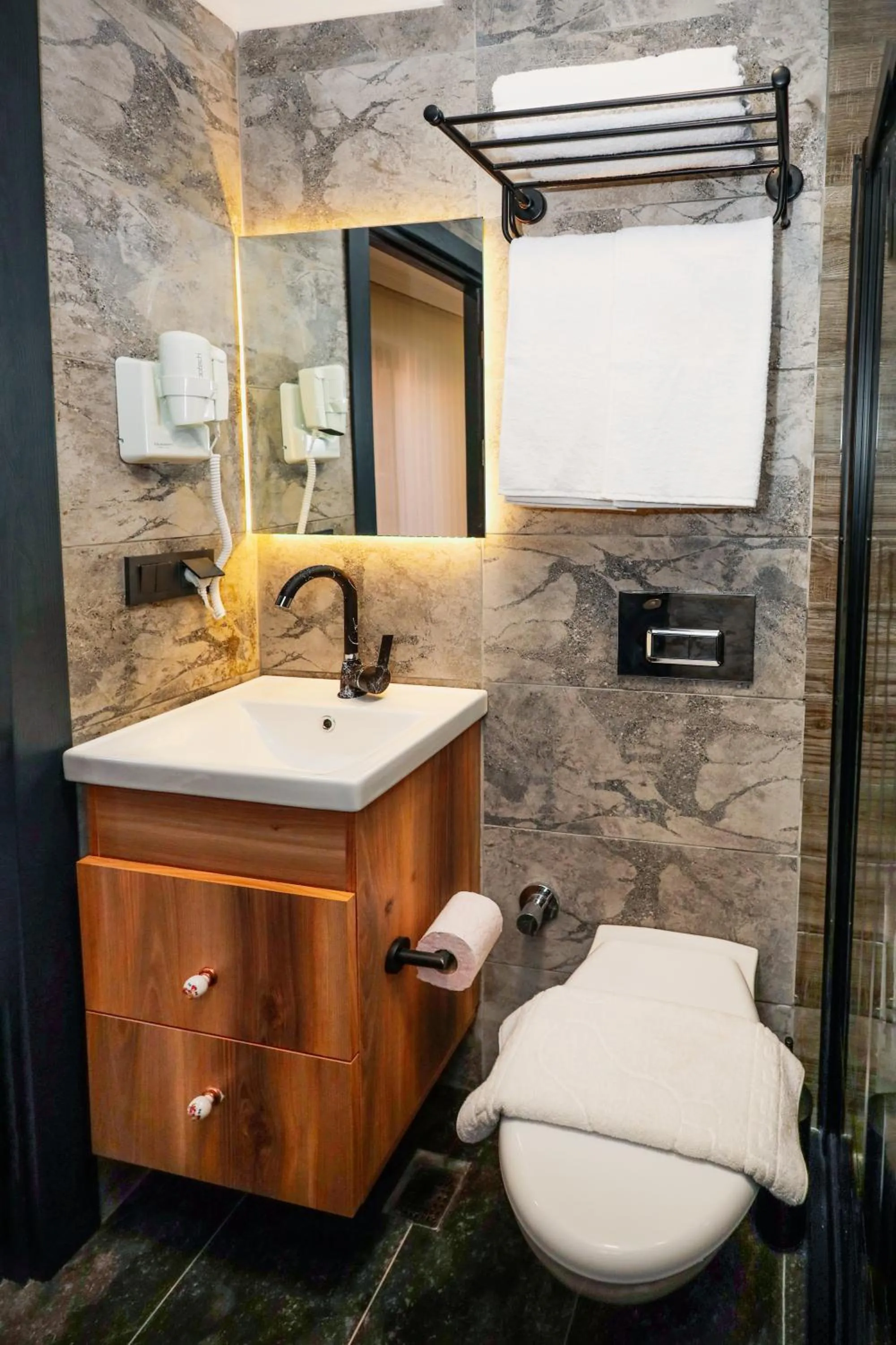 Bathroom in Galata Master Hotel