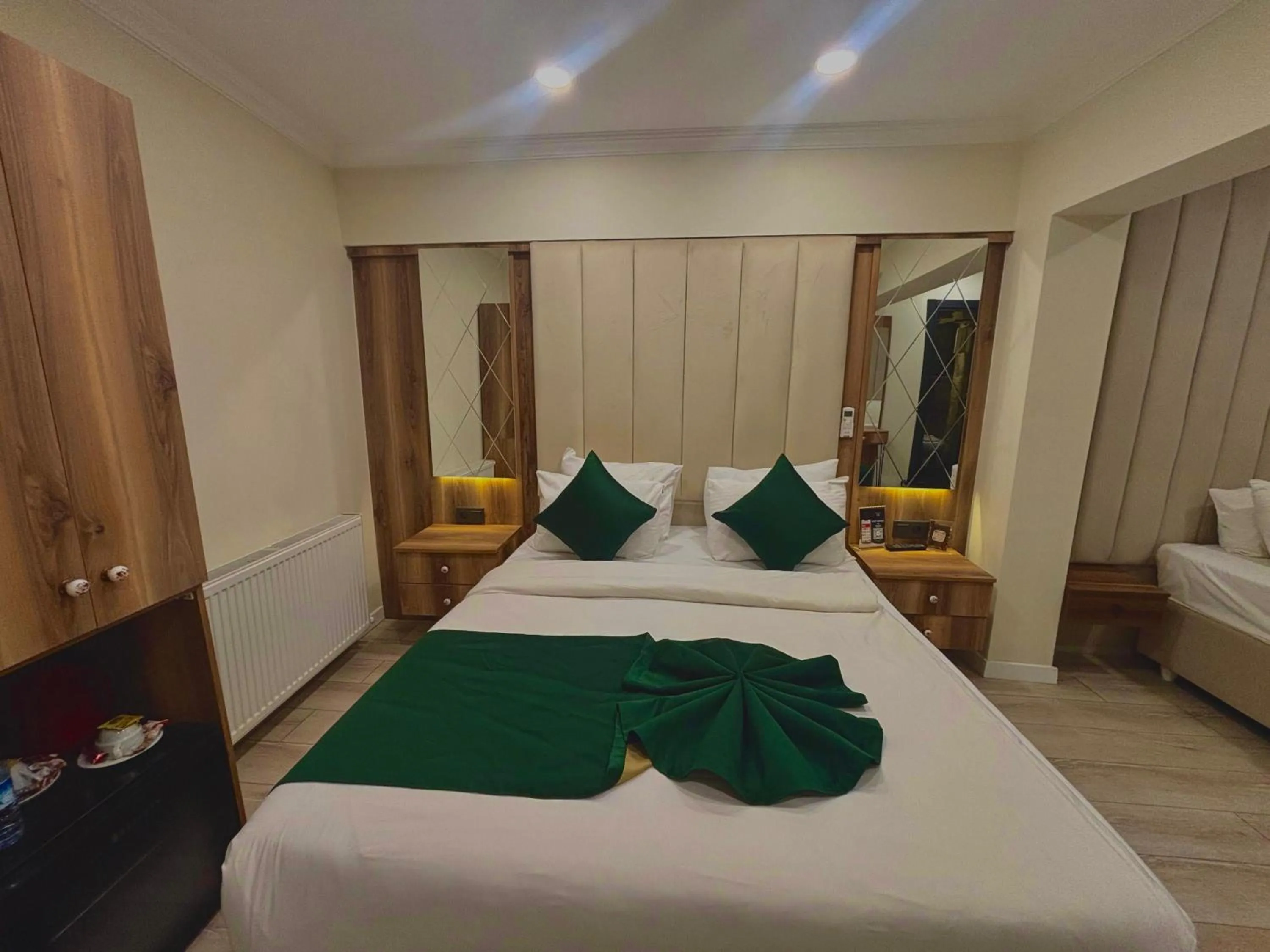 Bedroom, Bed in Galata Master Hotel