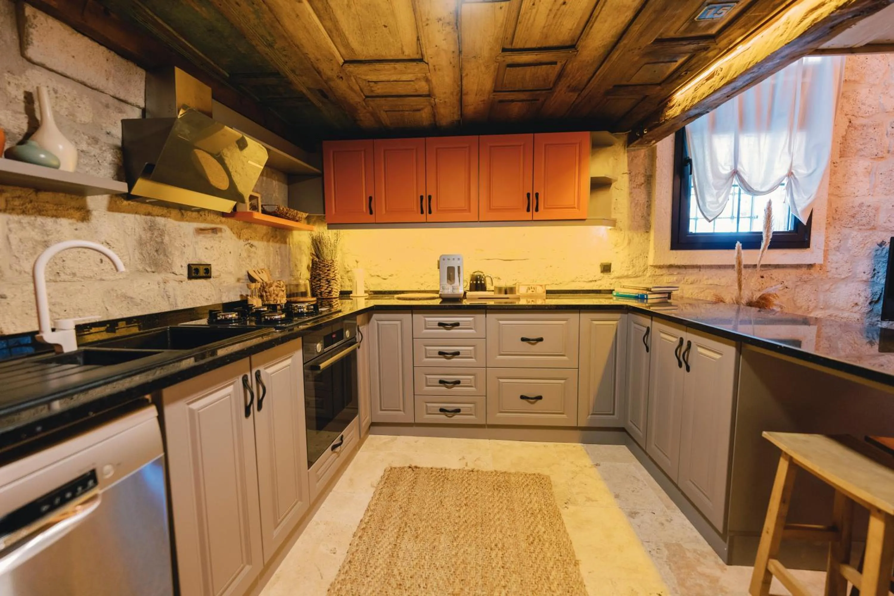 kitchen in Suare Alaçatı