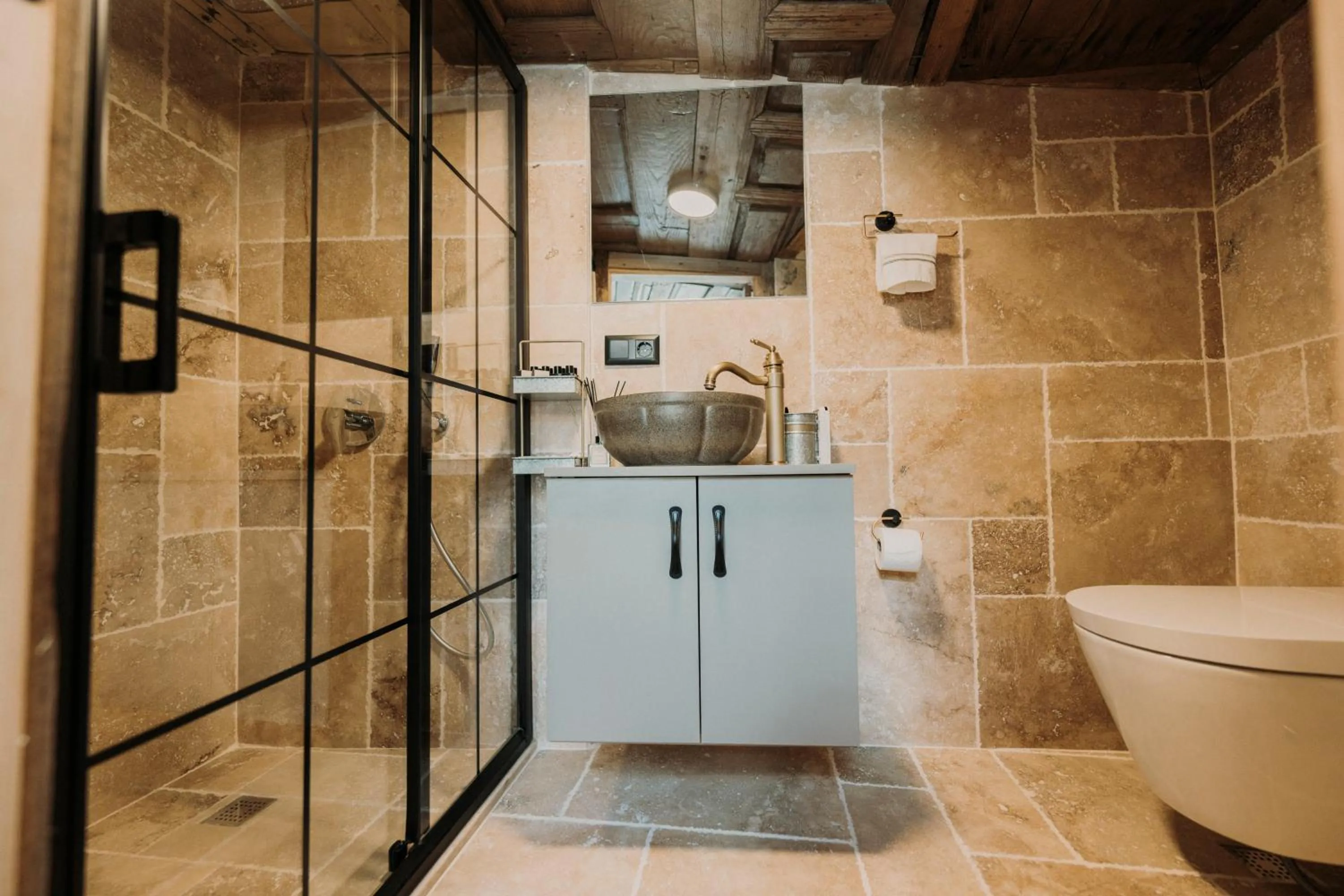 Bathroom in Suare Alaçatı