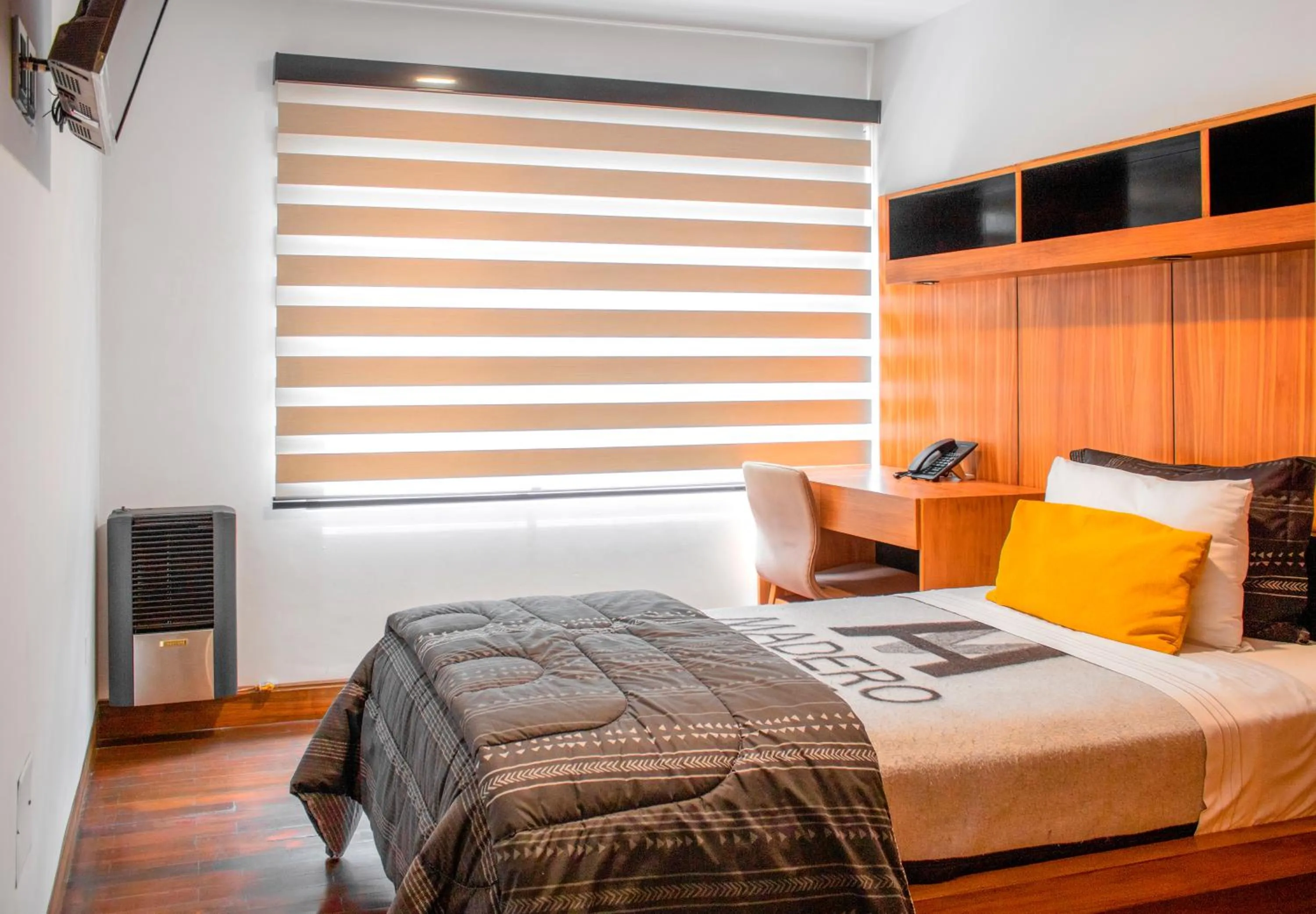 Bedroom, Bed in Madero Hotel & Suites