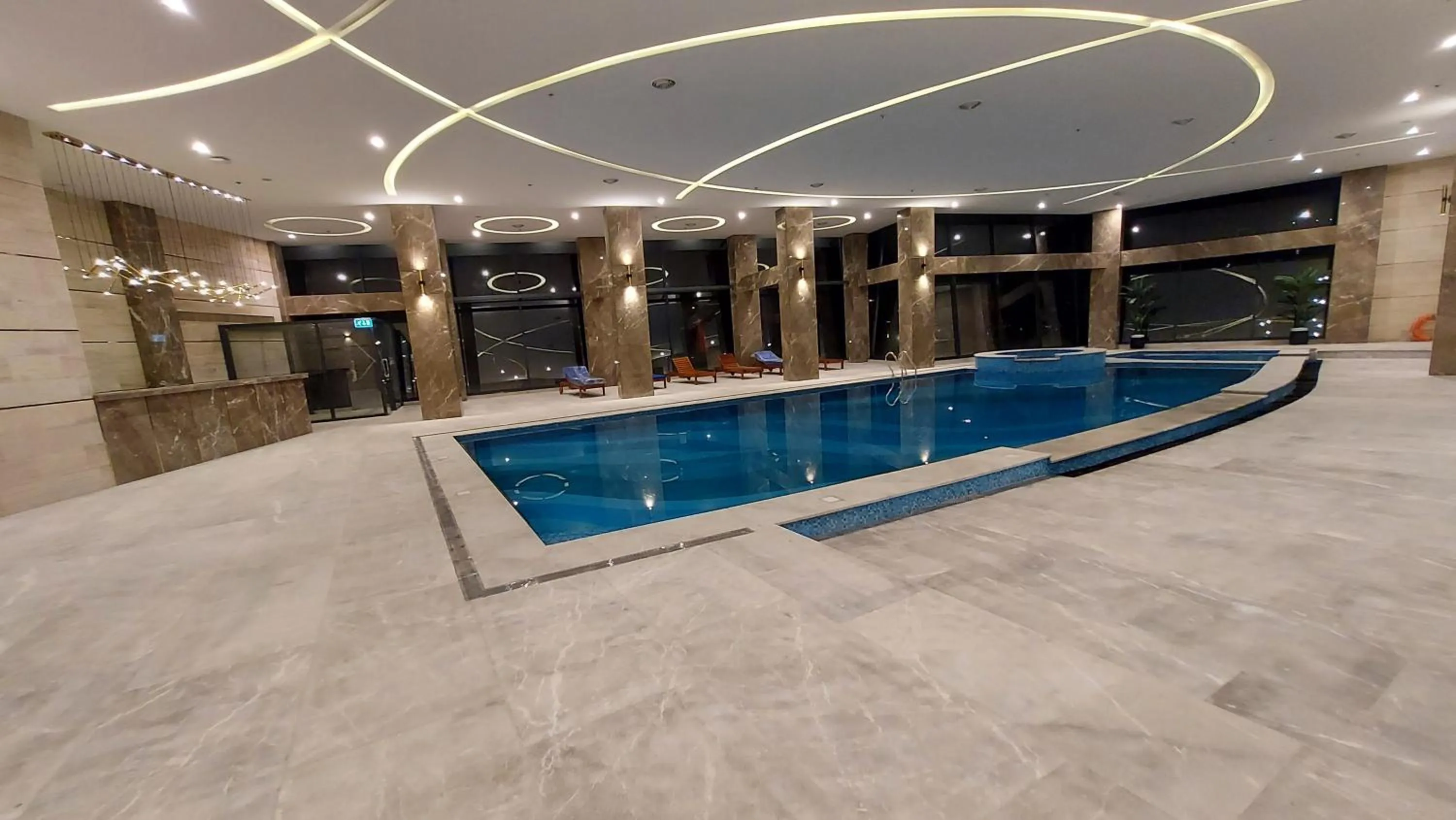 Swimming pool in Ramada by Wyndham Murree Lower Topa Resort