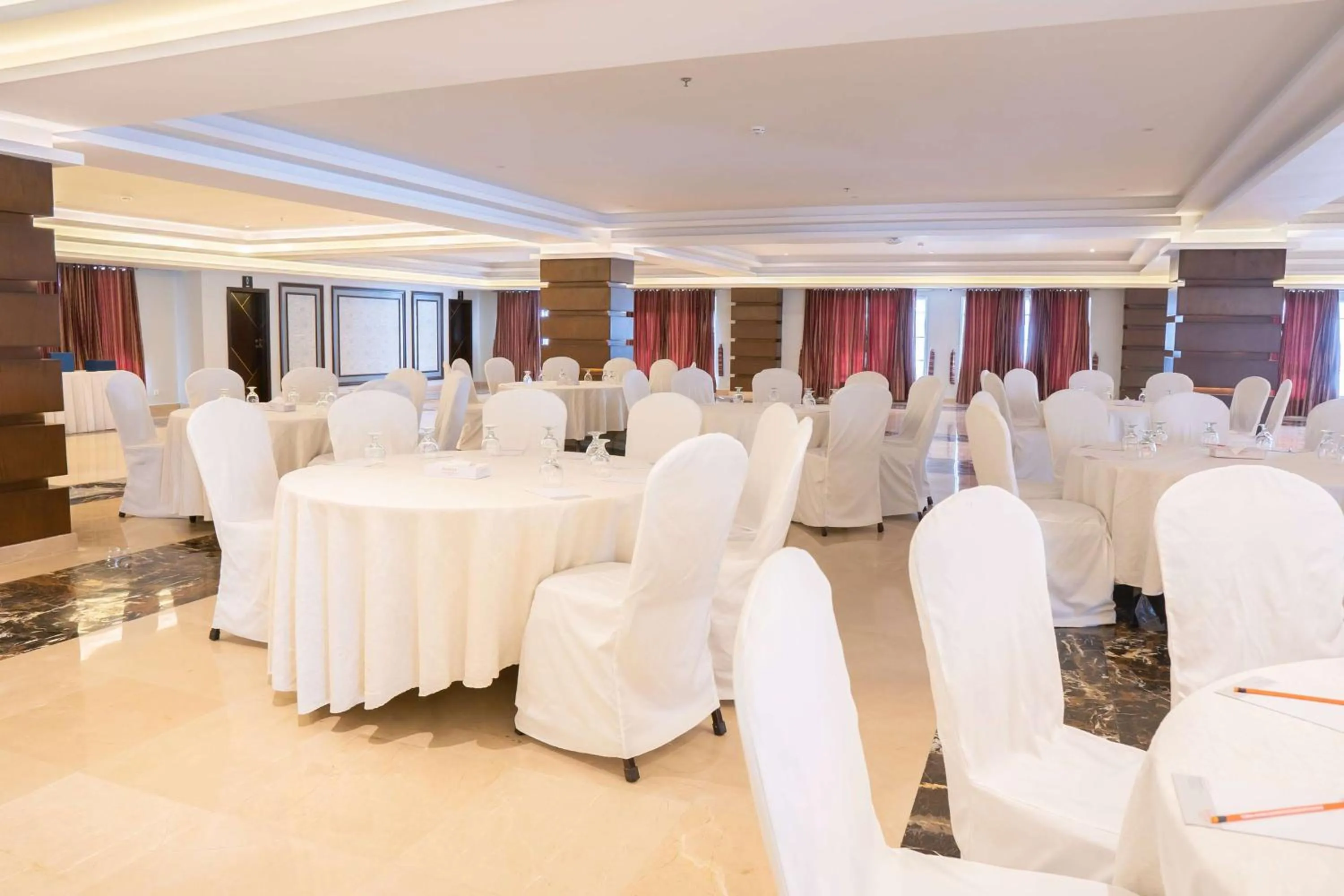 Meeting/conference room in Ramada by Wyndham Murree Lower Topa Resort