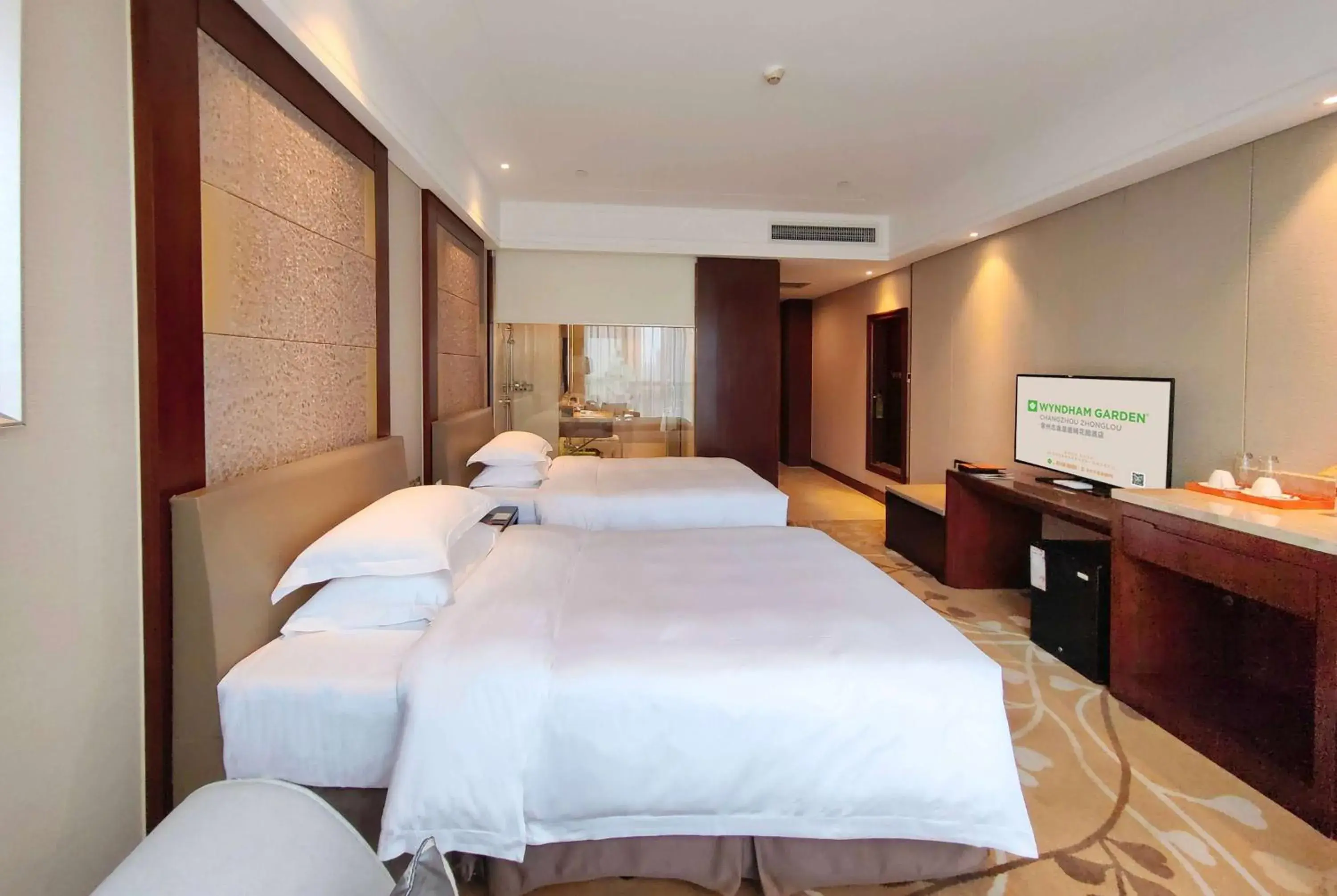 Superior Room with Two Double Beds - Non-Smoking in Wyndham Garden Changzhou Zhonglou Superior Room with Two Double Beds - Non-Smoking in Wyndham Garden Changzhou Zhonglou