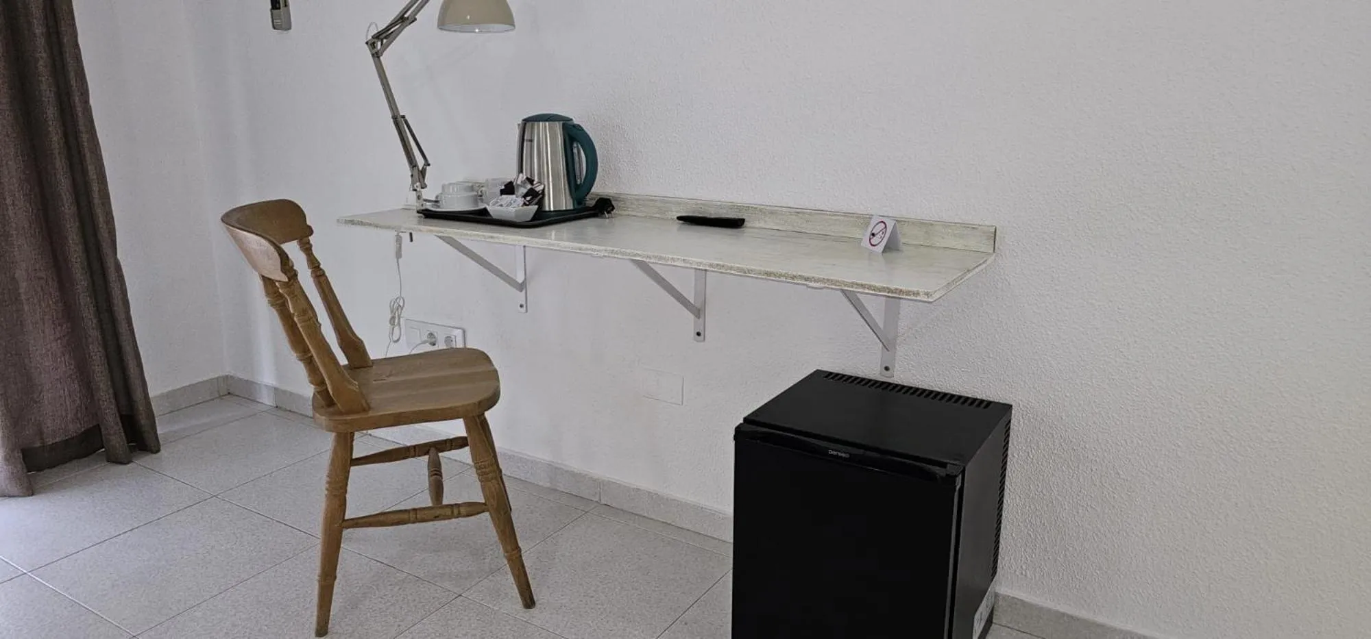 Coffee/tea facilities in LOS NAREJOS Hotel