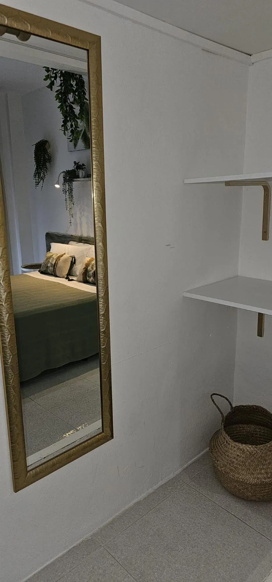 wardrobe, Bed in LOS NAREJOS Hotel