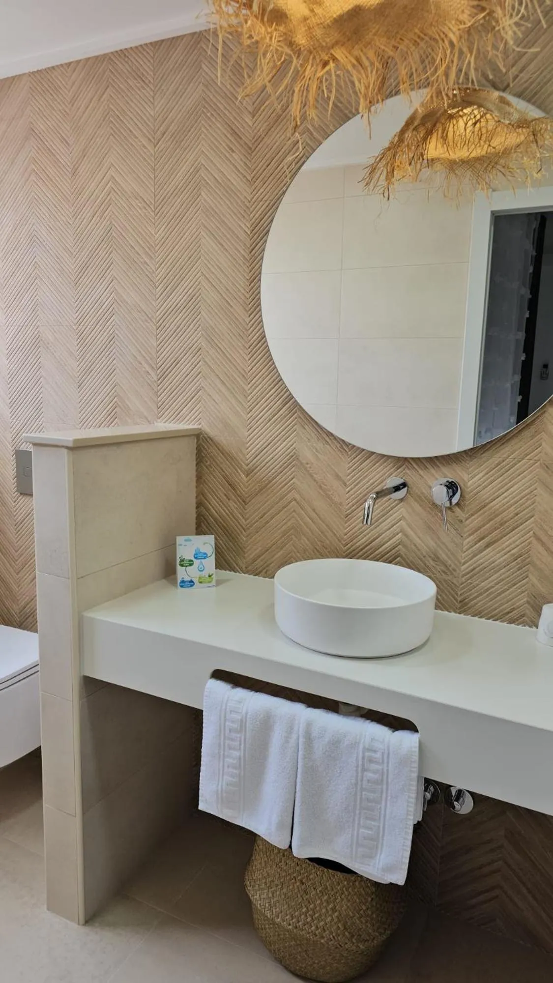 Toilet in LOS NAREJOS Hotel