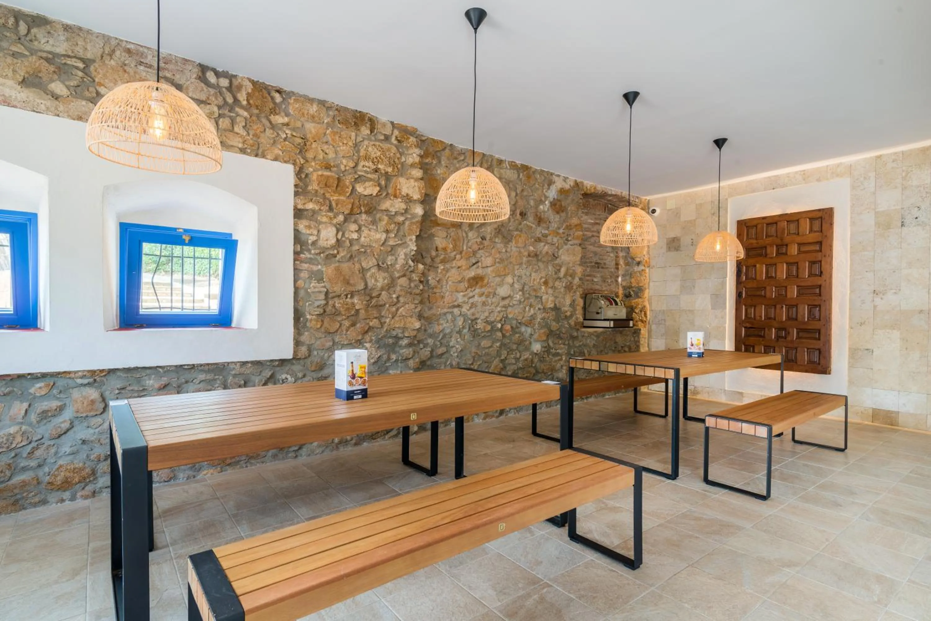 Lounge or bar in Hotel Hostalillo by Escampa Hotels