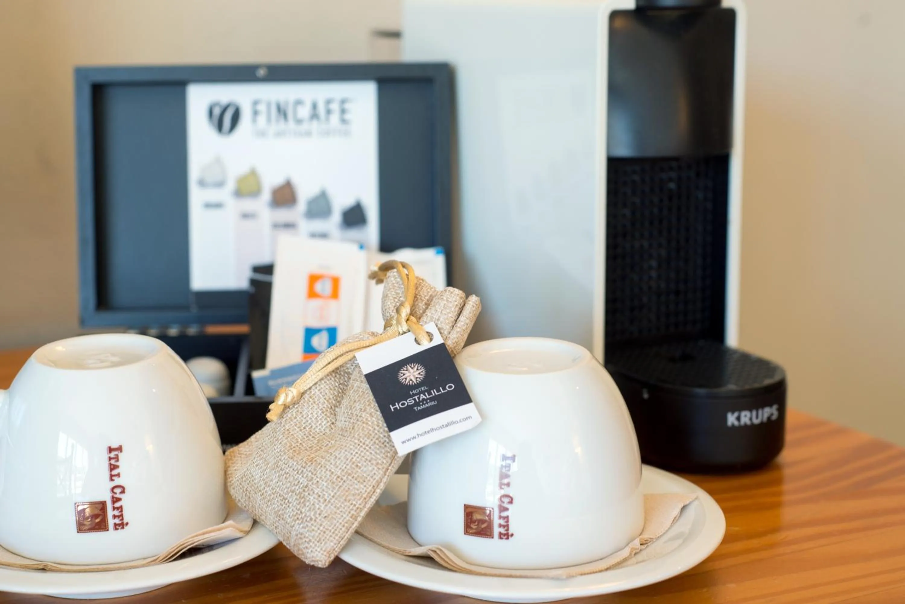 Coffee/tea facilities in Hotel Hostalillo by Escampa Hotels
