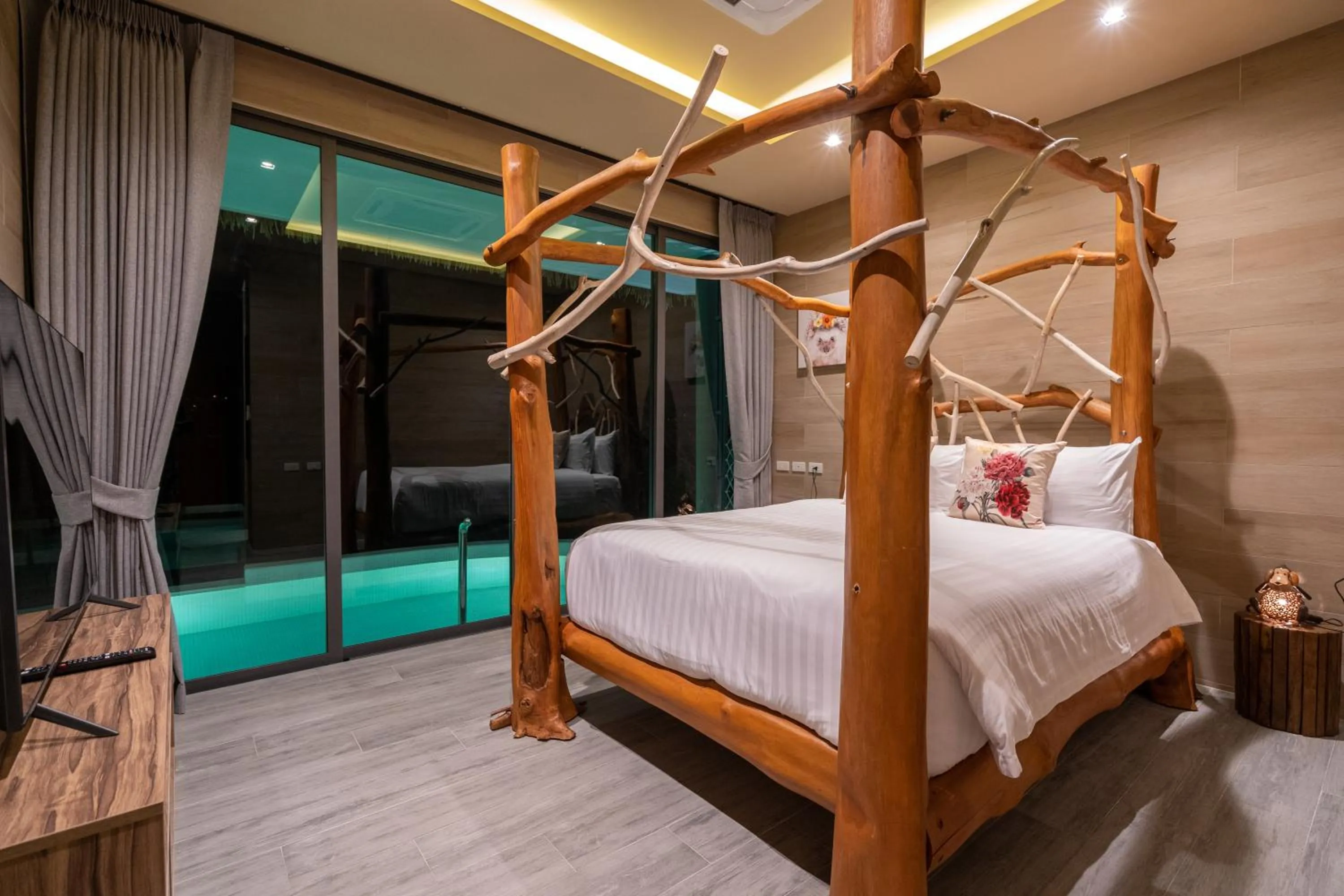 Bed in Three Monkeys Villas