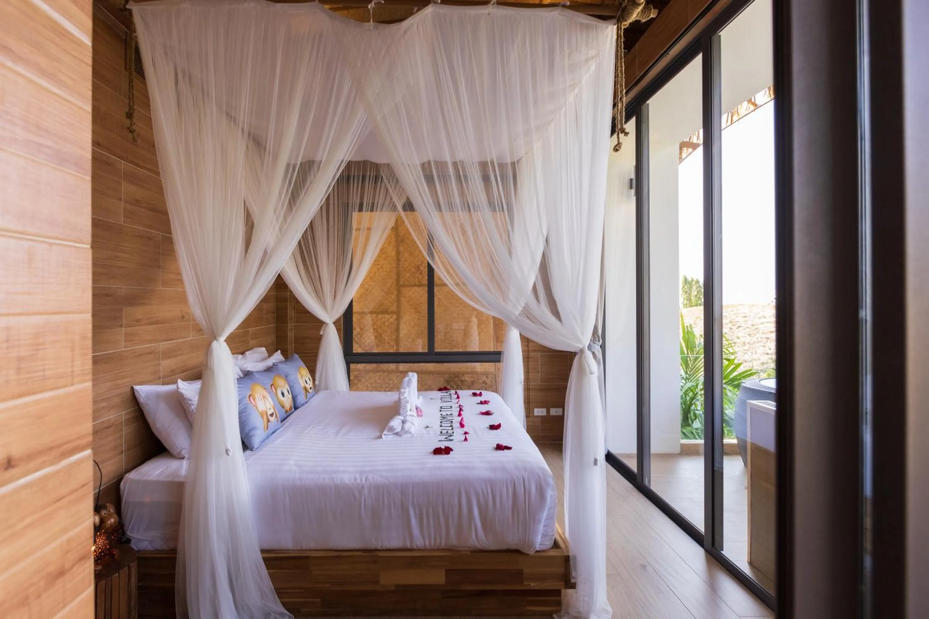 Bed in Three Monkeys Villas