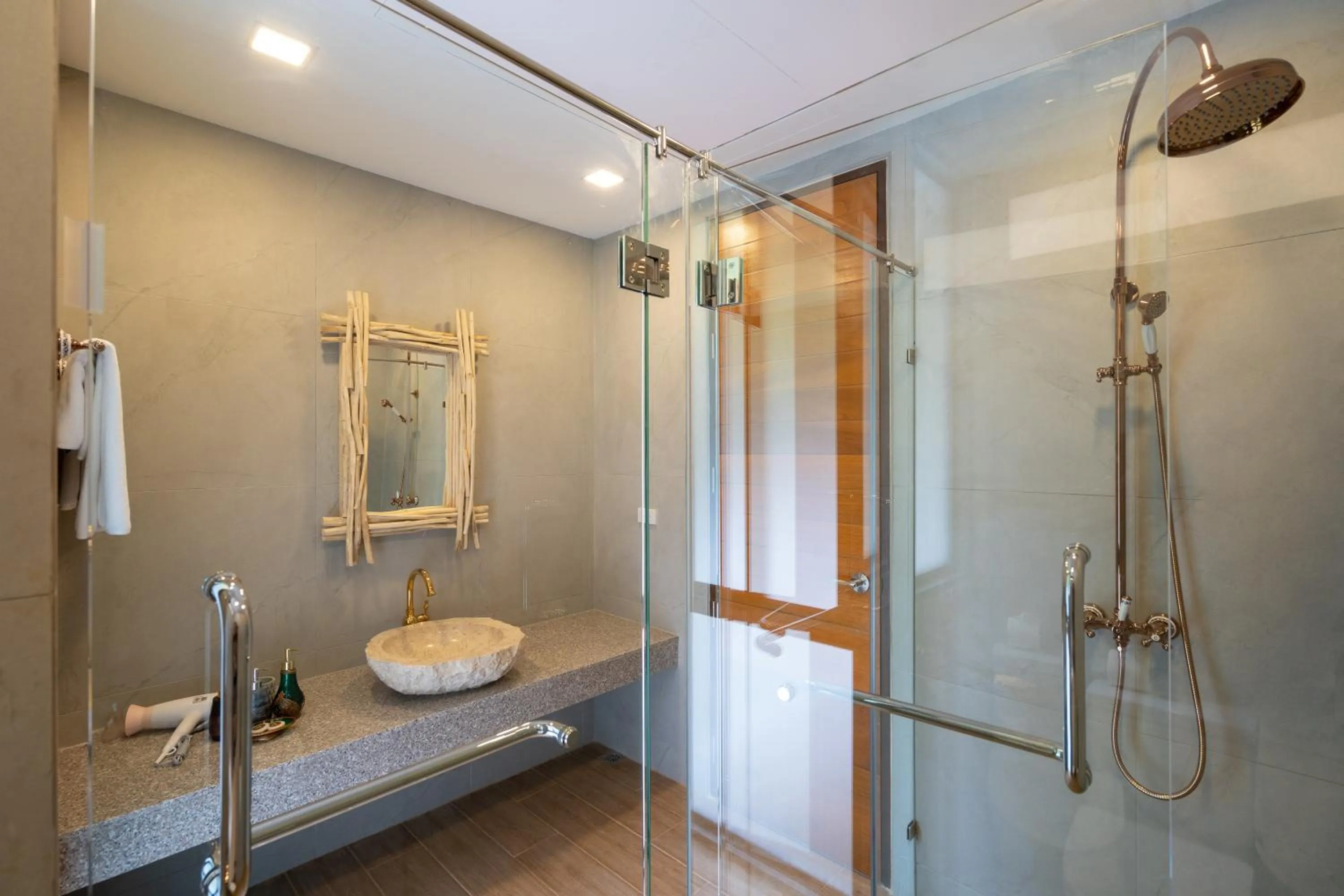 Shower in Three Monkeys Villas
