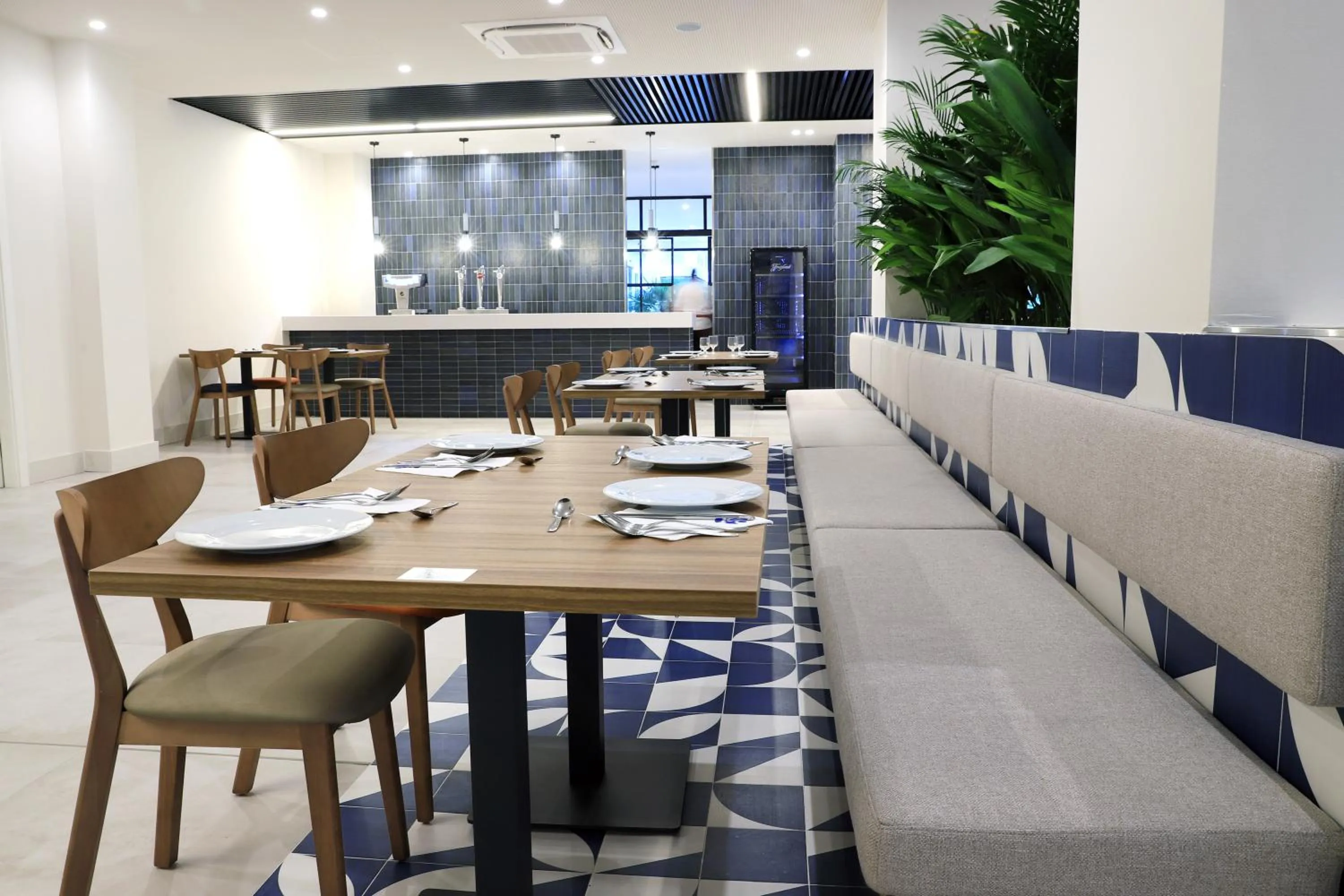 Restaurant/places to eat in Eurosalou & Spa