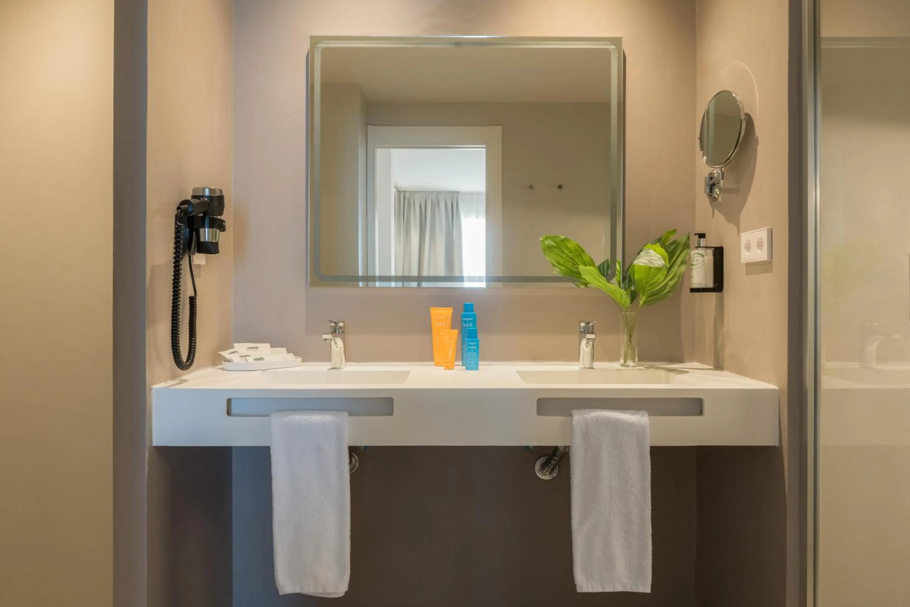 Bathroom in Eurosalou & Spa