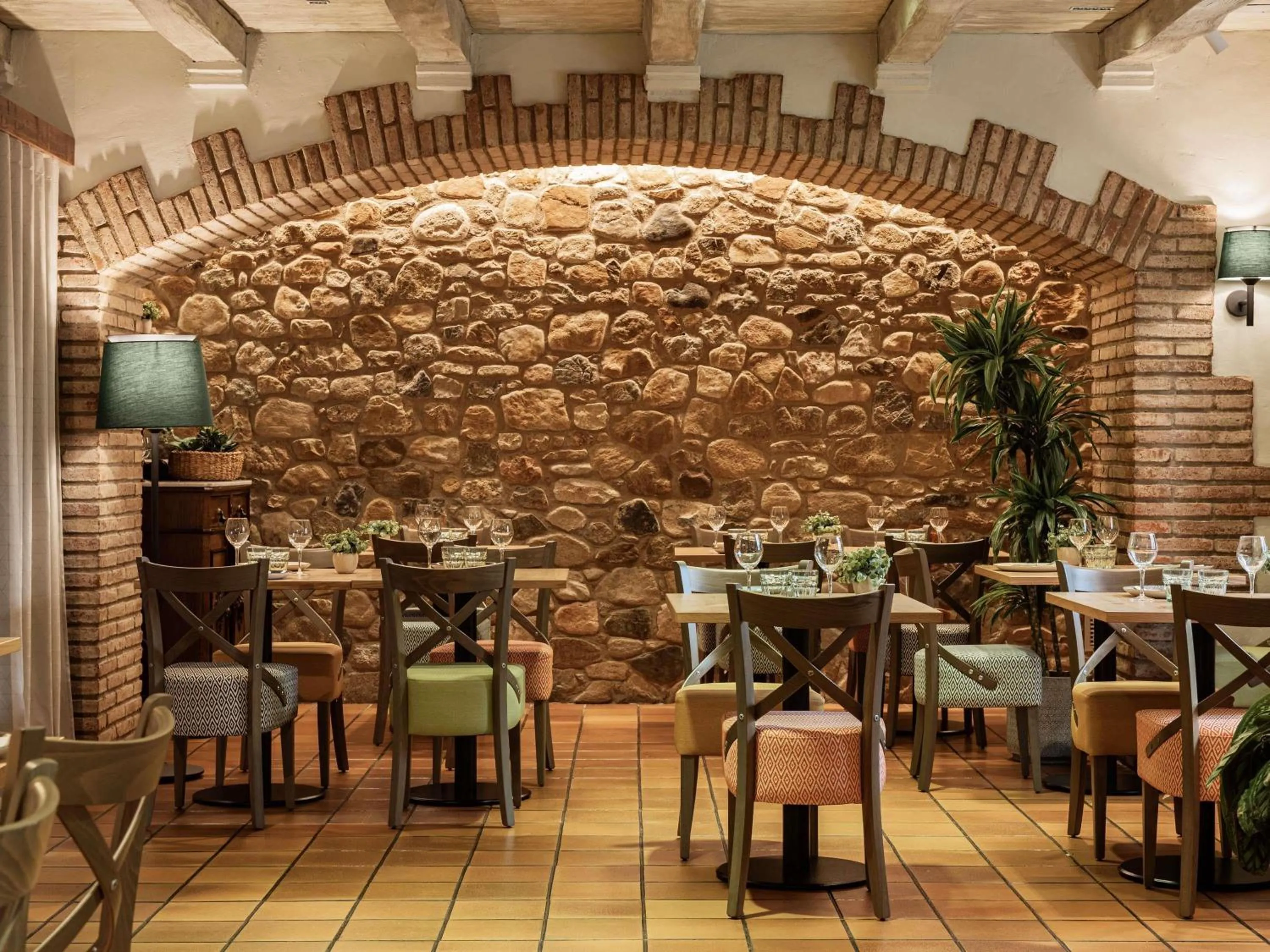 Meeting/conference room in Ibis Styles Figueres Ronda