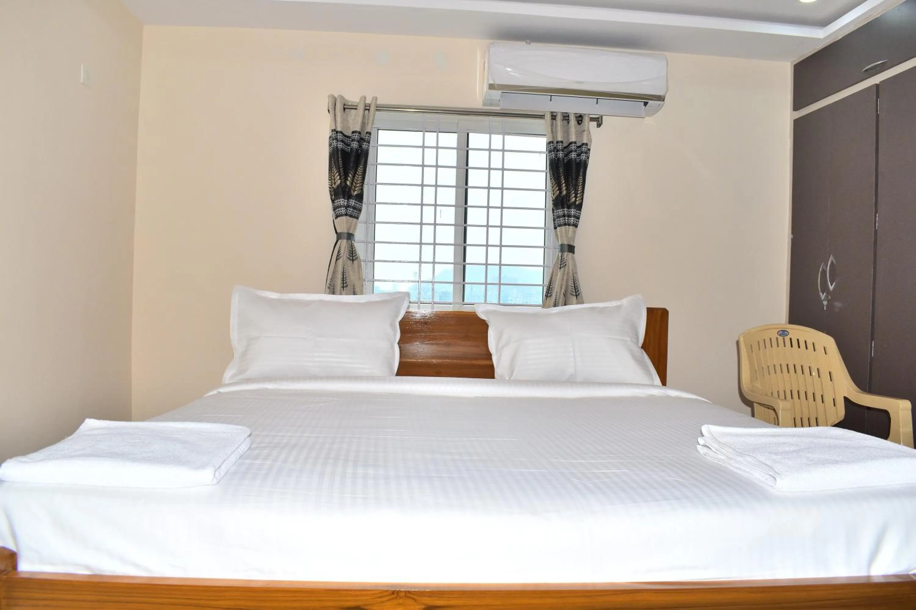 Bedroom, Bed in Rushi Sree Grand