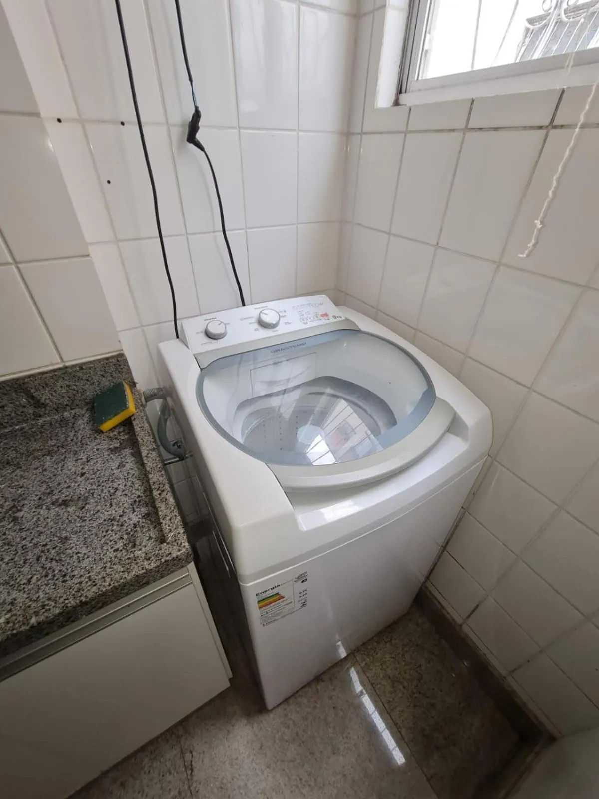washing machine in Apto 2 quarto completo com vaga centro contagem