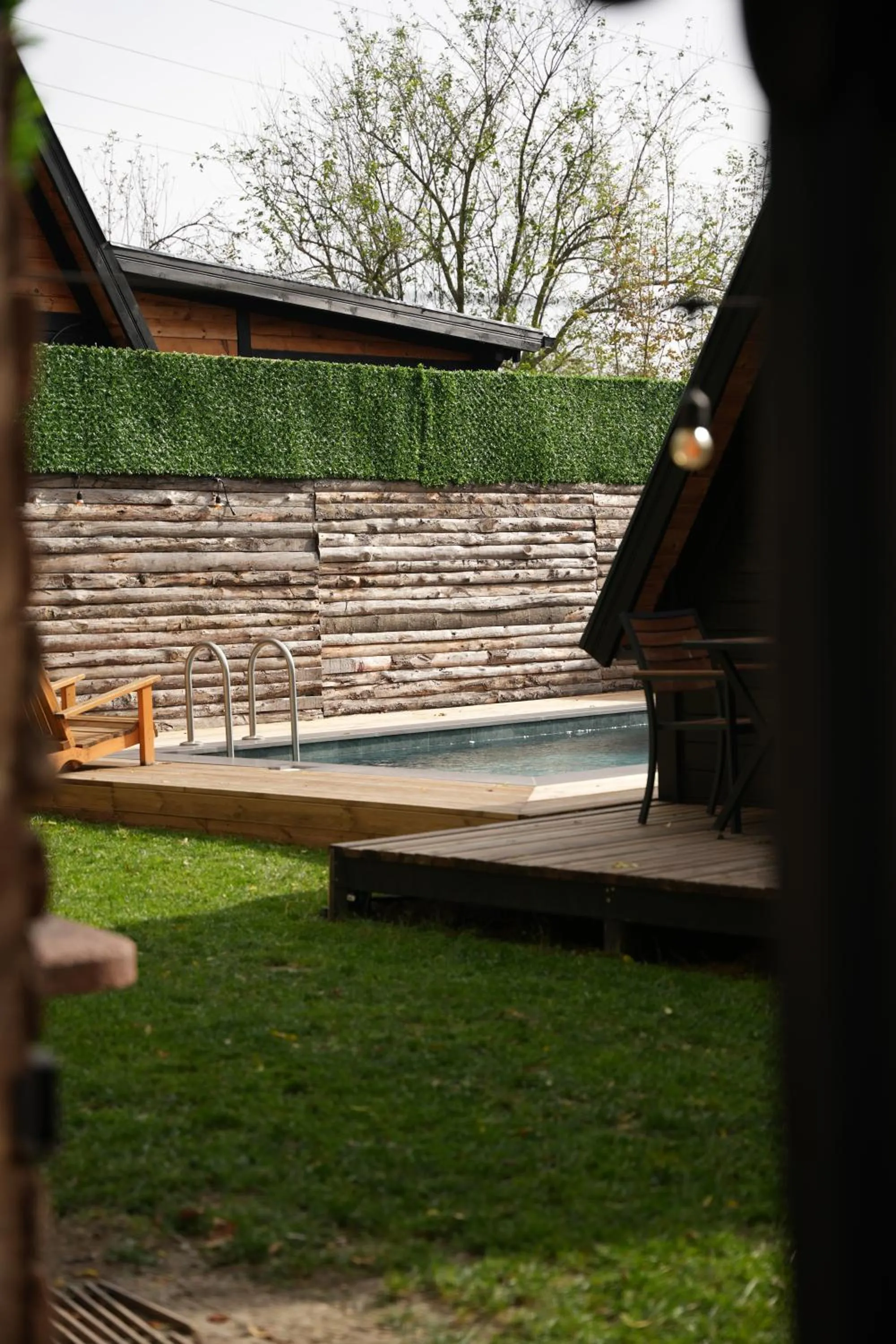 Day in Pentalow Cabin