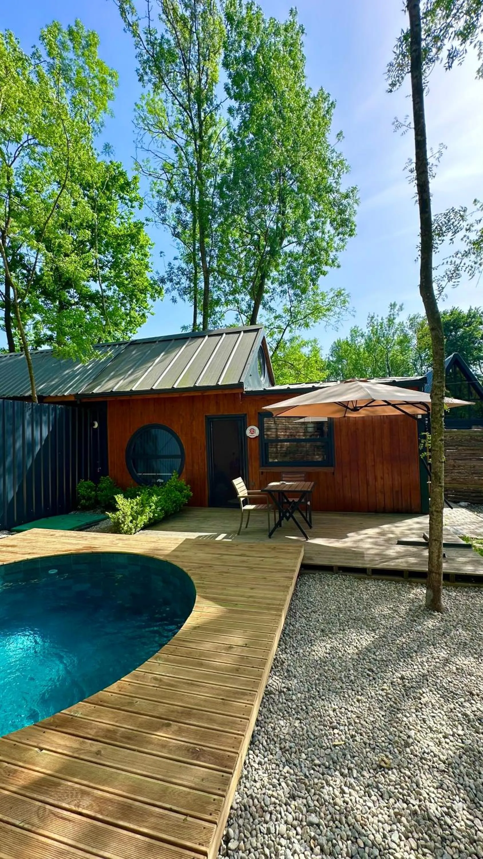 Property building in Pentalow Cabin