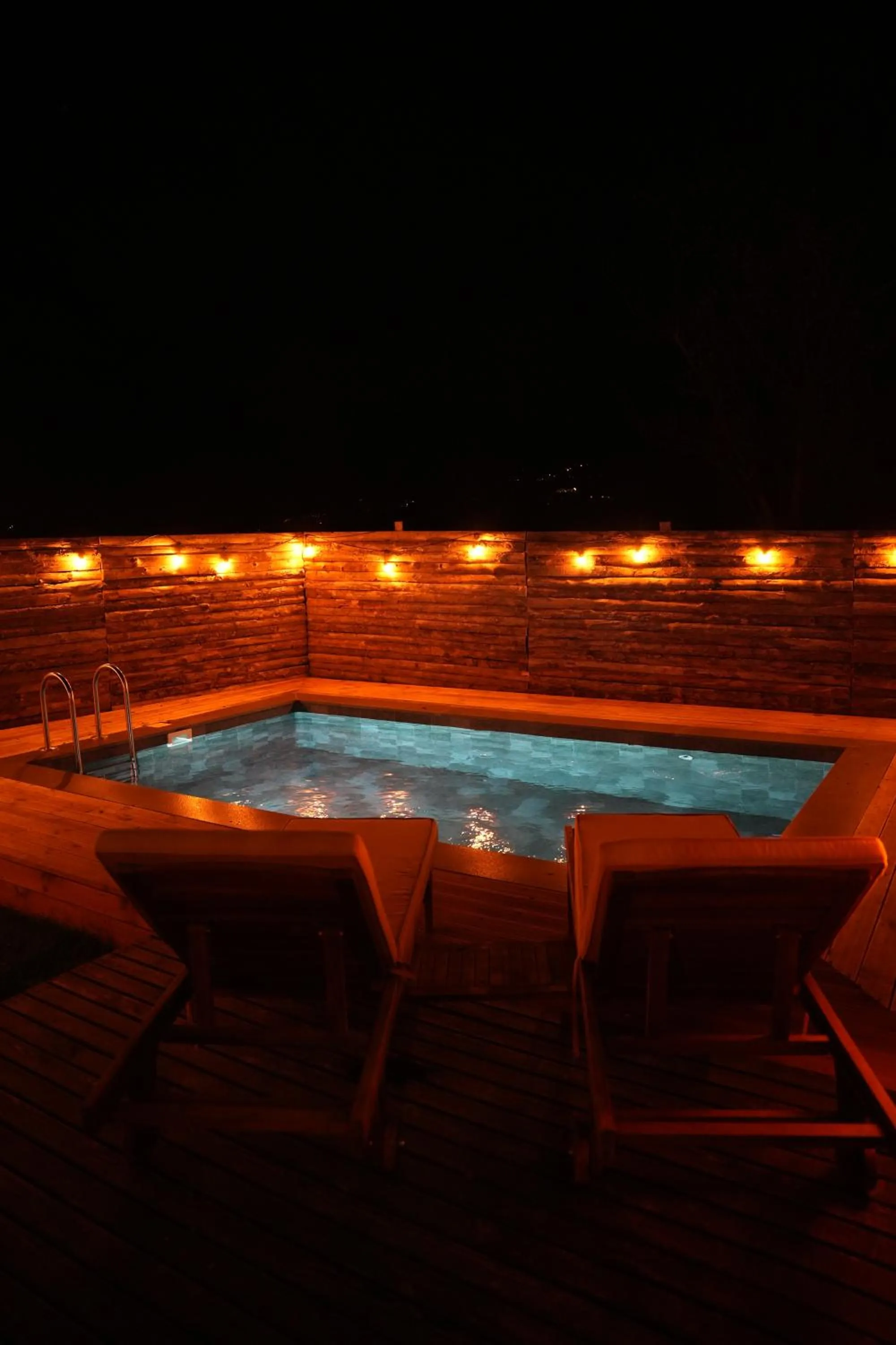 Night in Pentalow Cabin