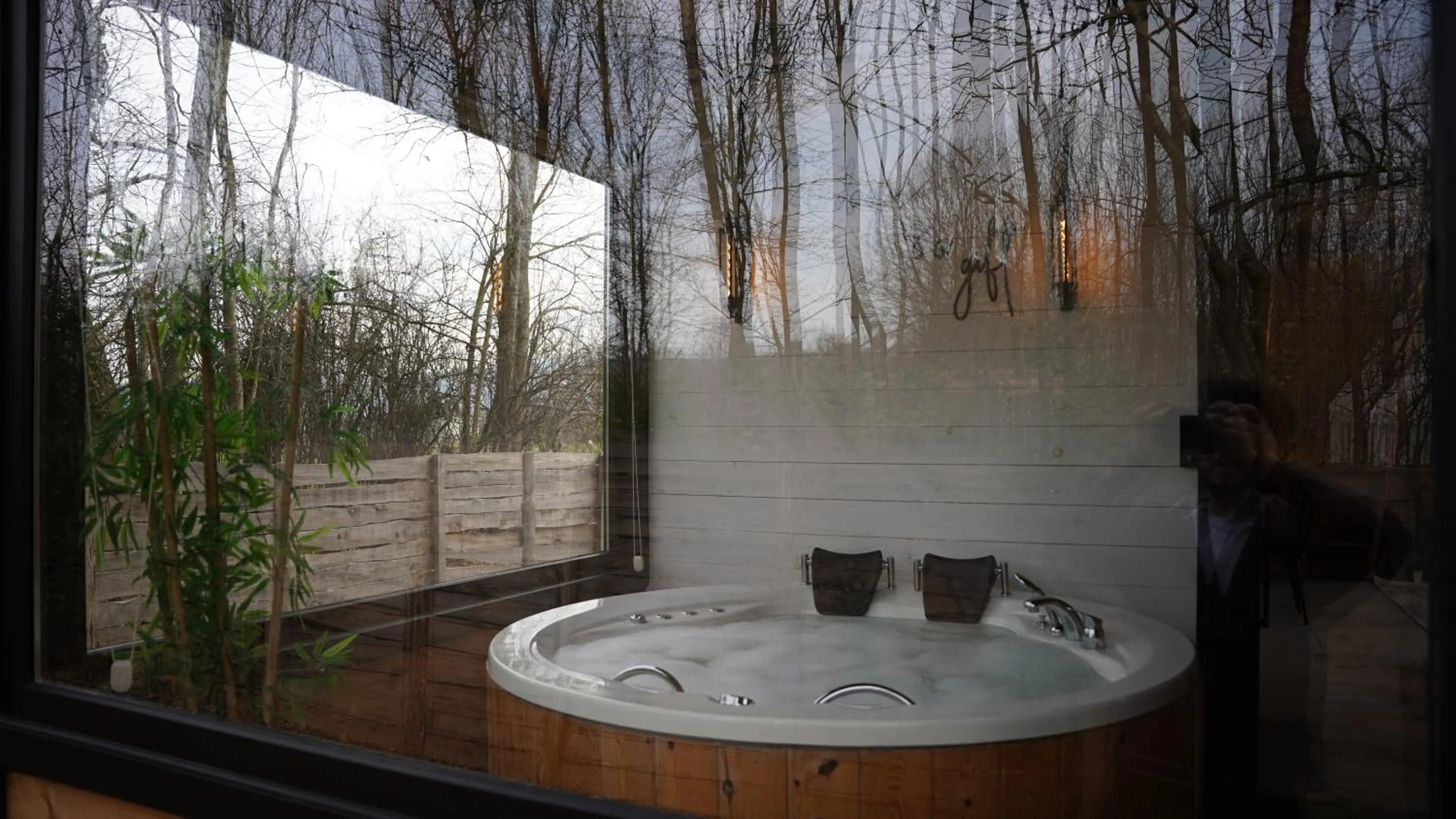 Hot Tub in Pentalow Cabin