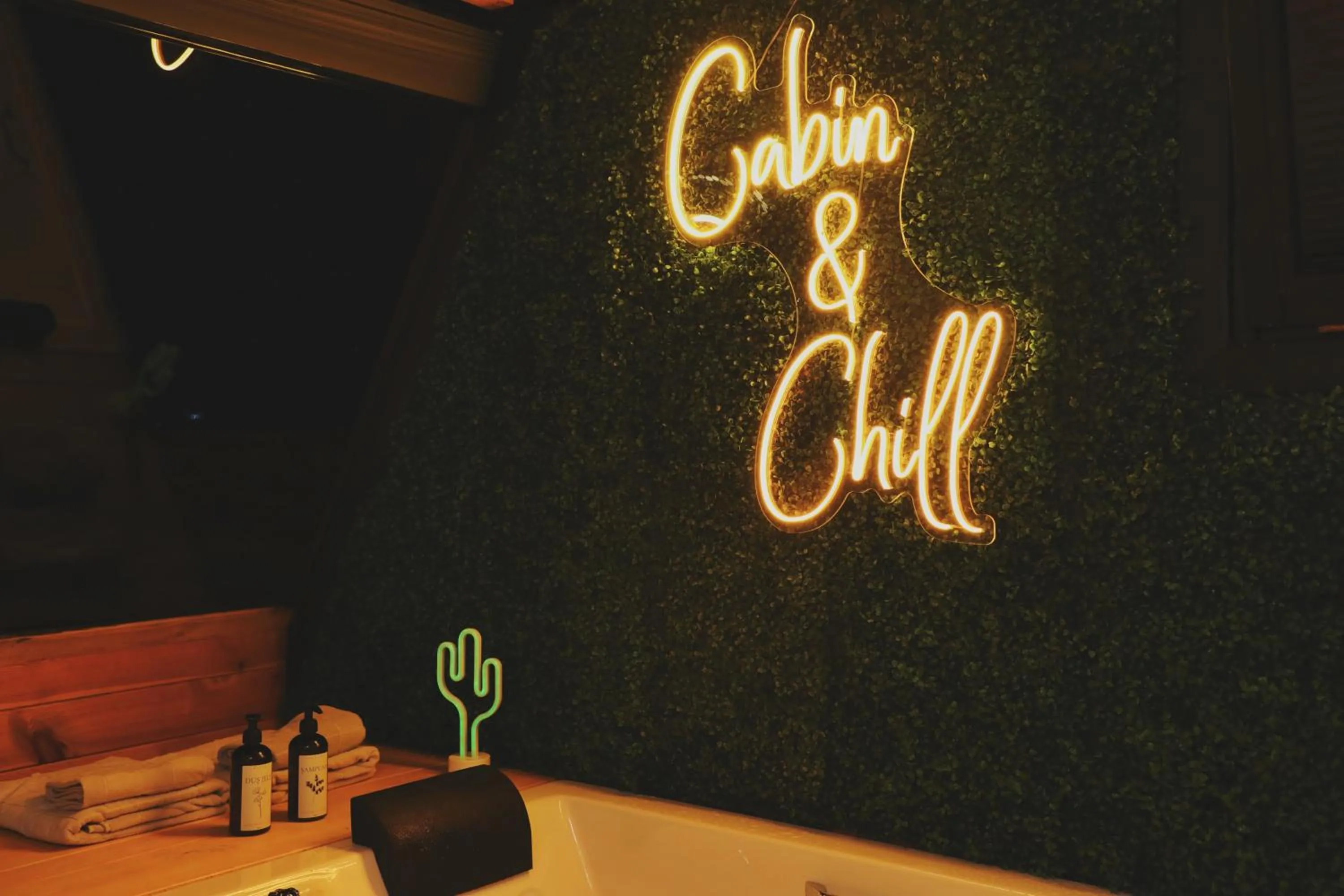 Text overlay in Pentalow Cabin