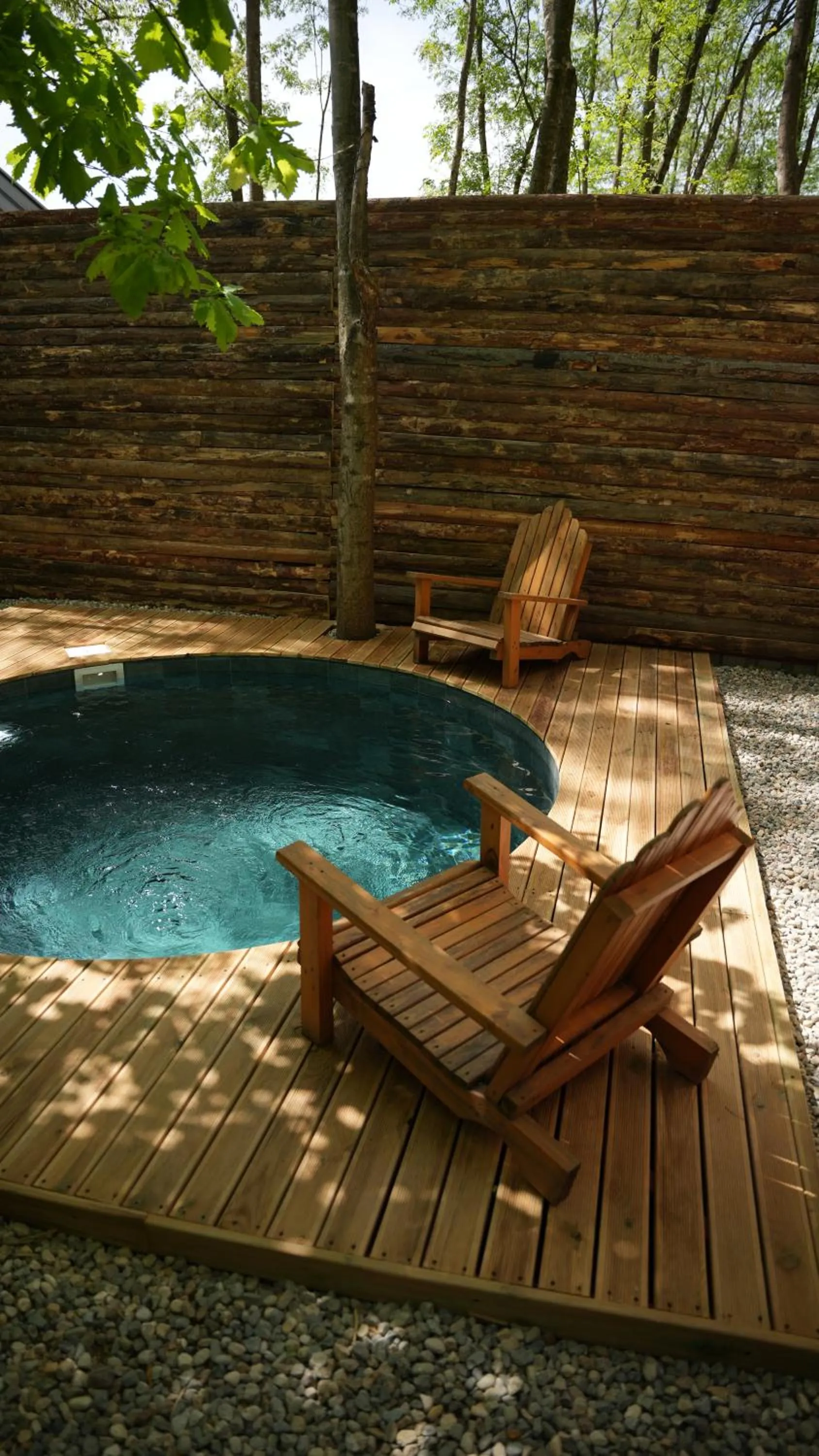 Pool view in Pentalow Cabin