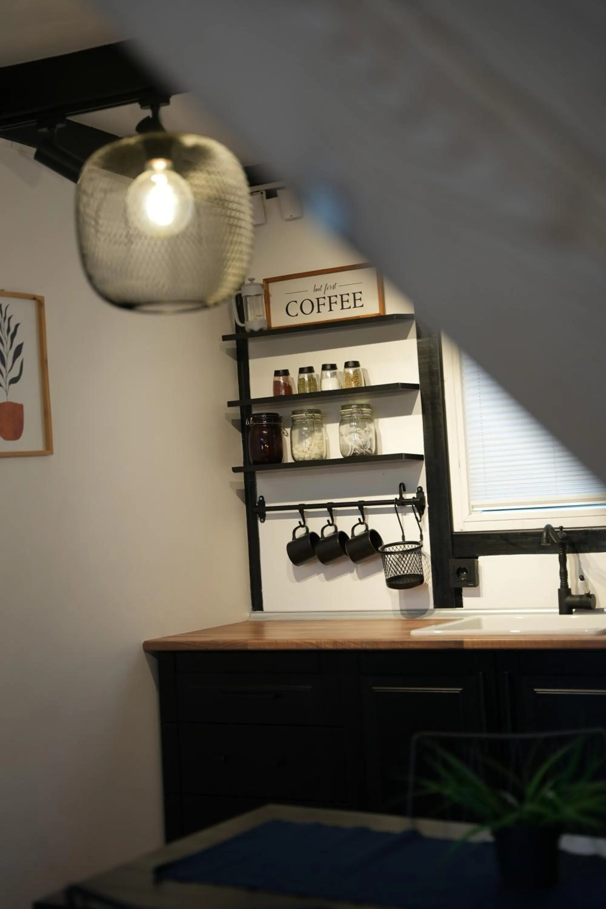 Food and drinks in Pentalow Cabin