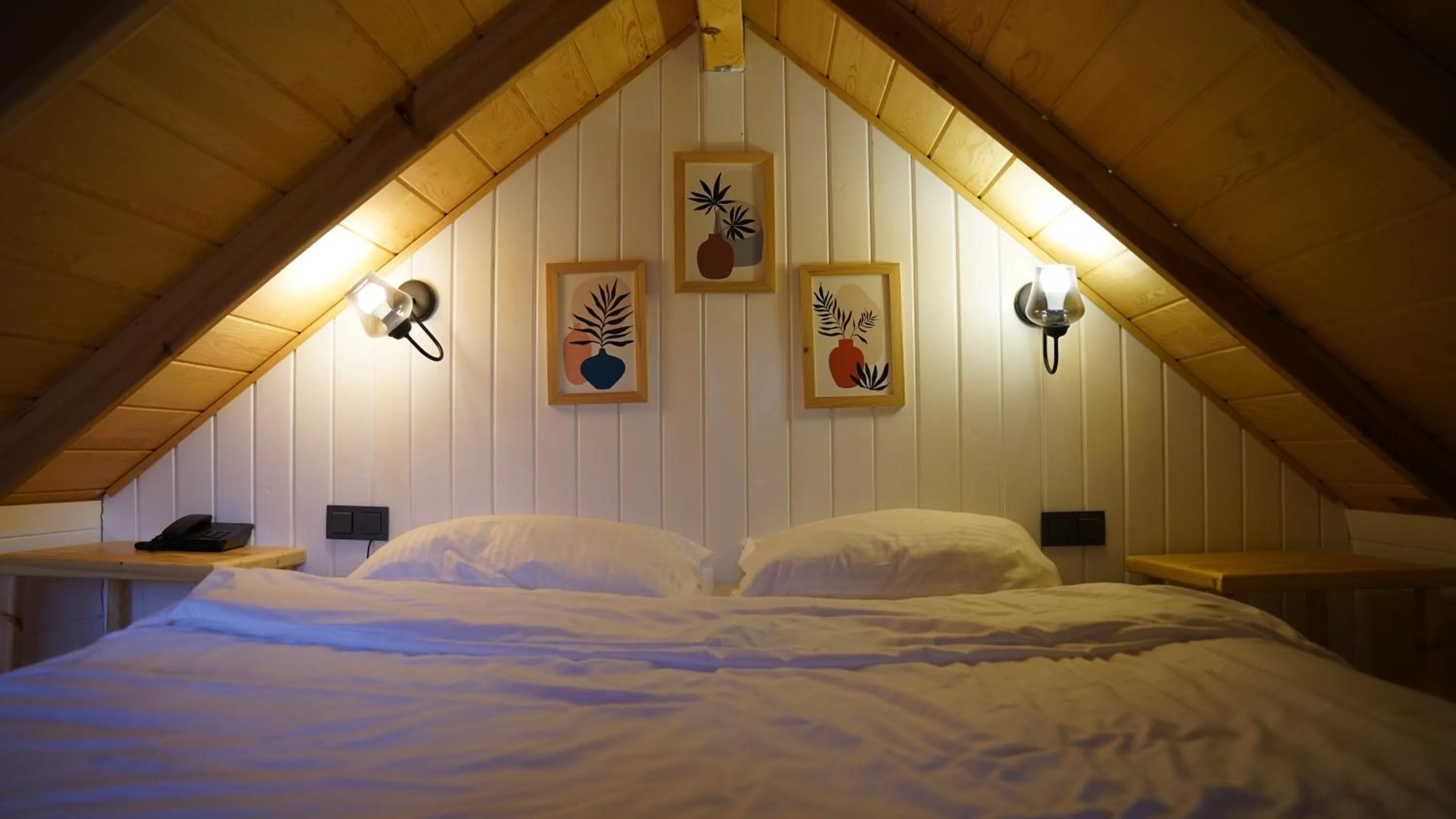 Bed in Pentalow Cabin
