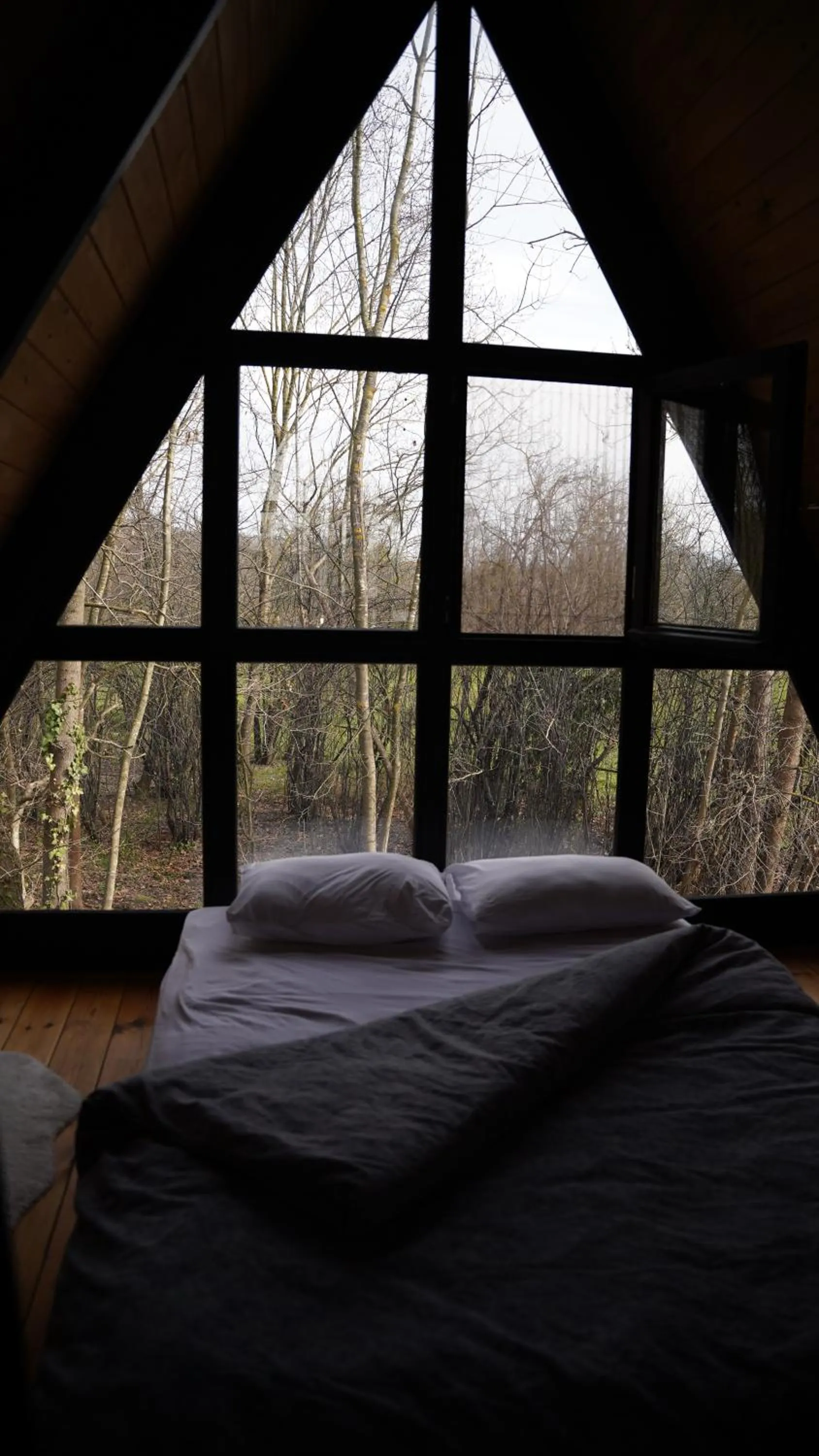 Bed in Pentalow Cabin