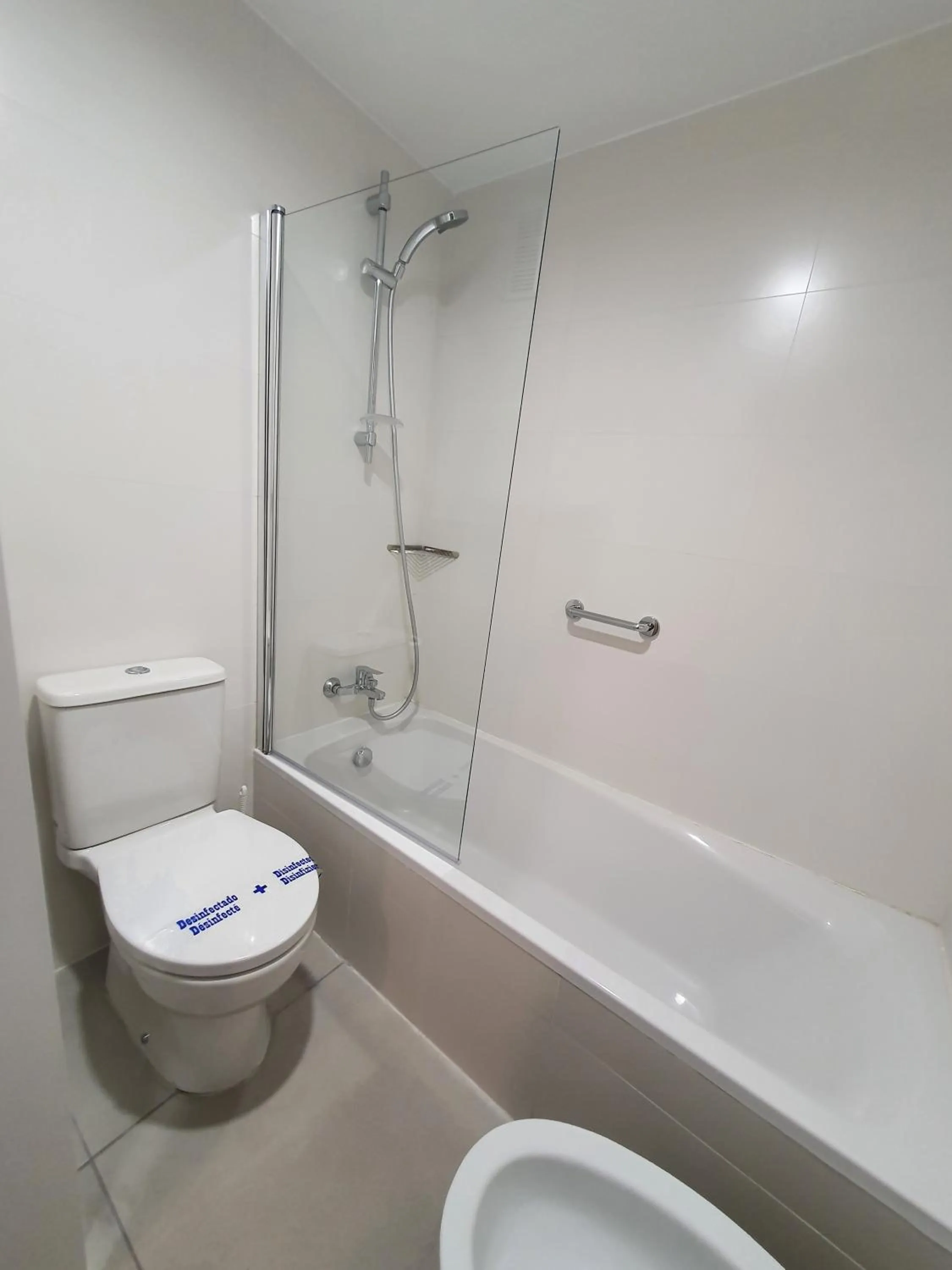 Bathroom in Oroel Hotel & SPA