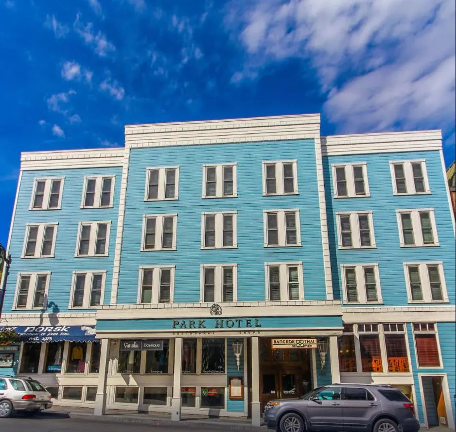 Park Hotel Condominiums