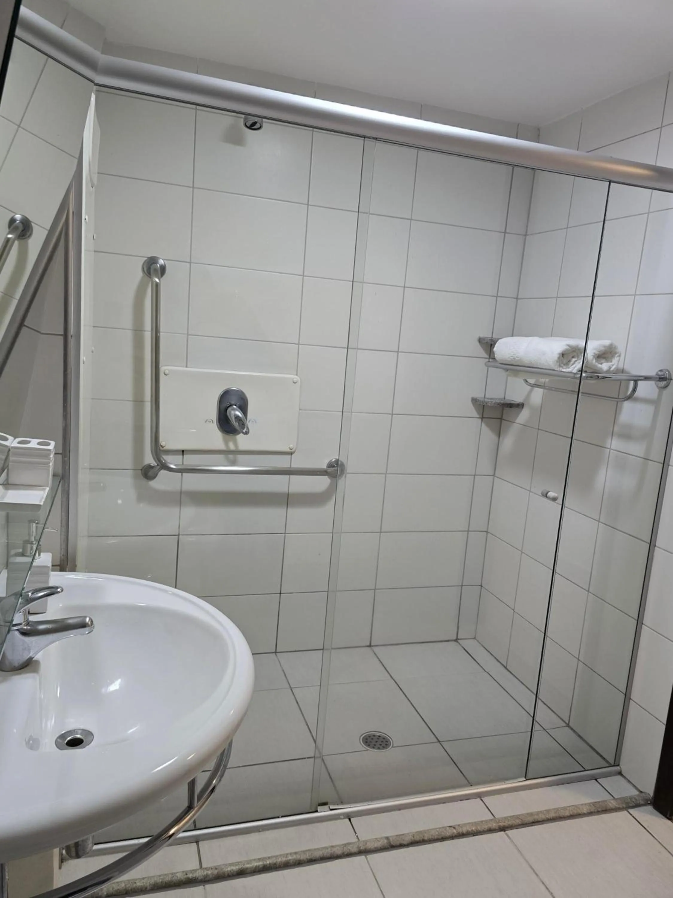 Beach Class Executive