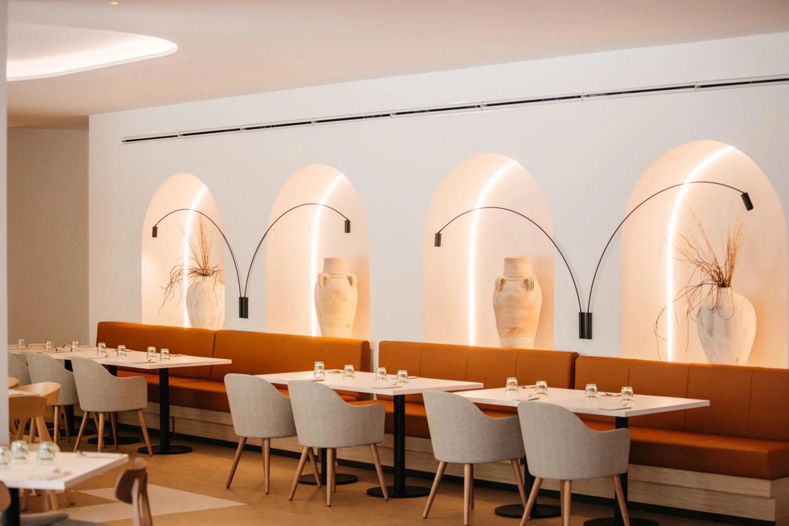 Restaurant/places to eat in Hotel Jaime I