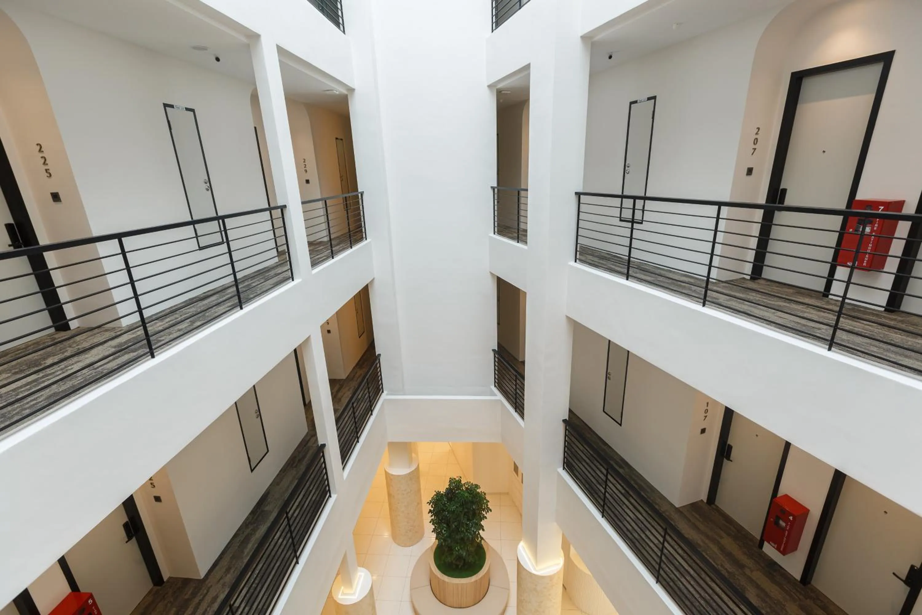 Property building in Wellesley Hotel