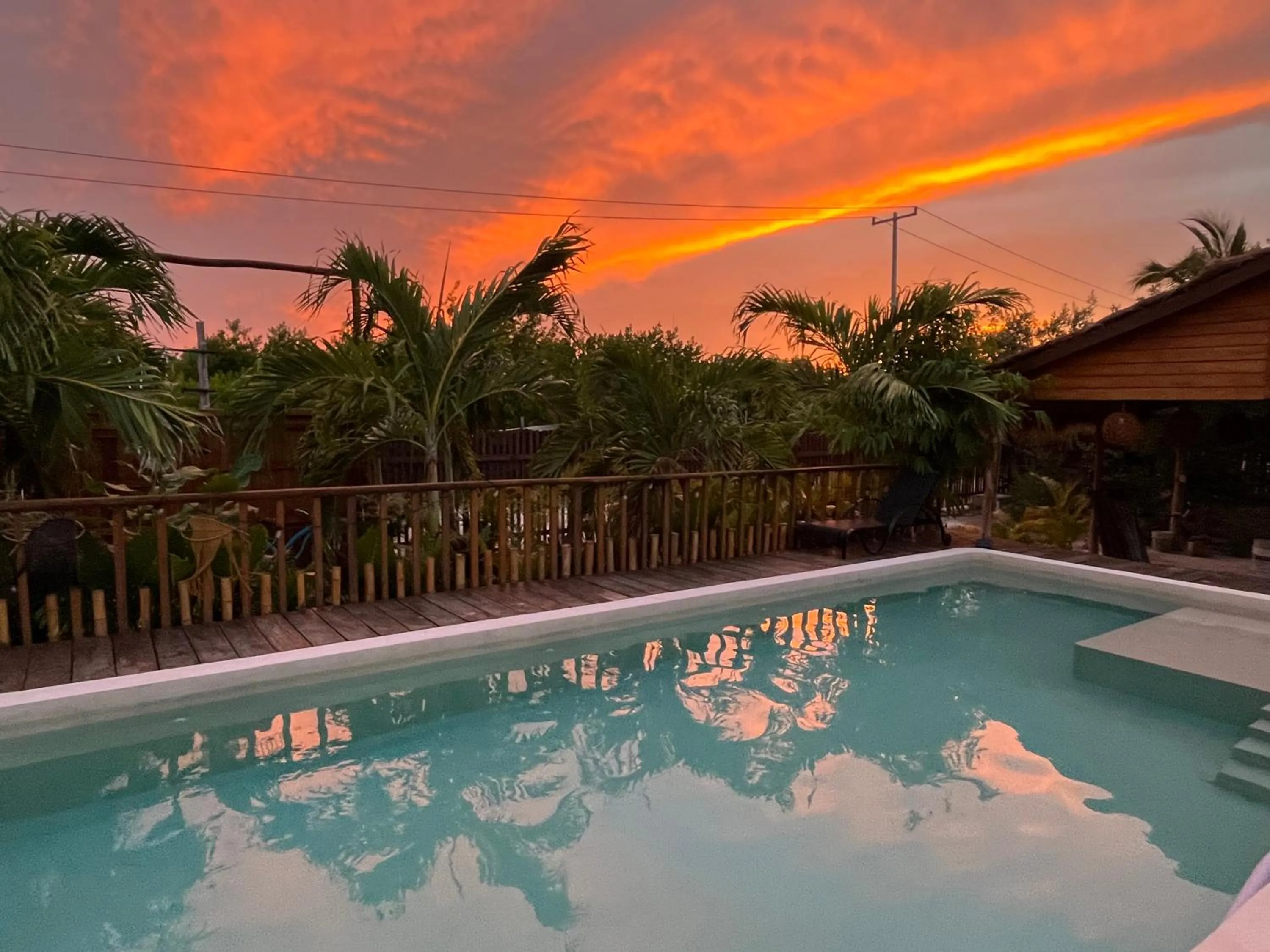 Swimming pool in Anicca Aldea