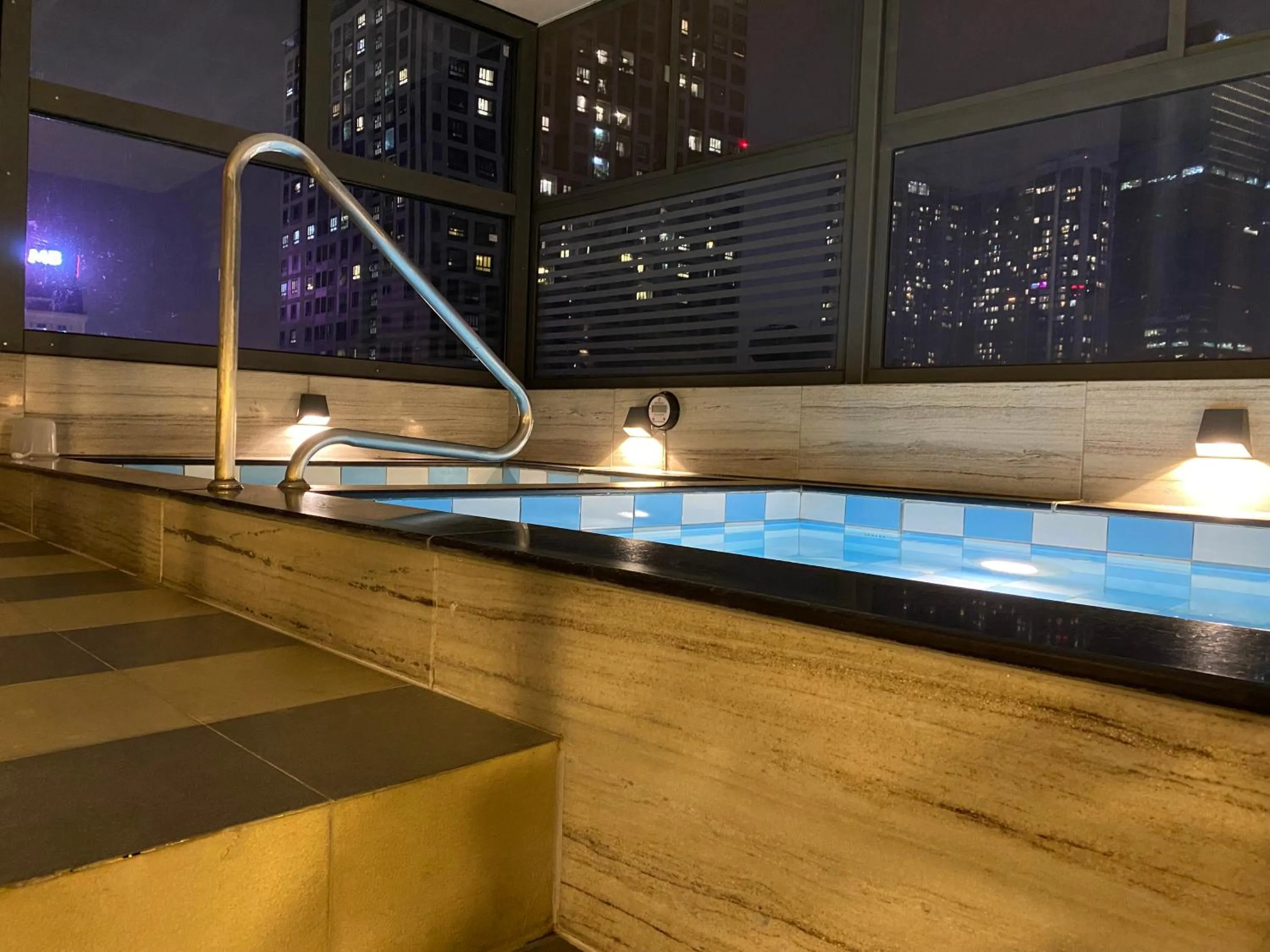 Public Bath in Hotel Yah Hanoi & Spa