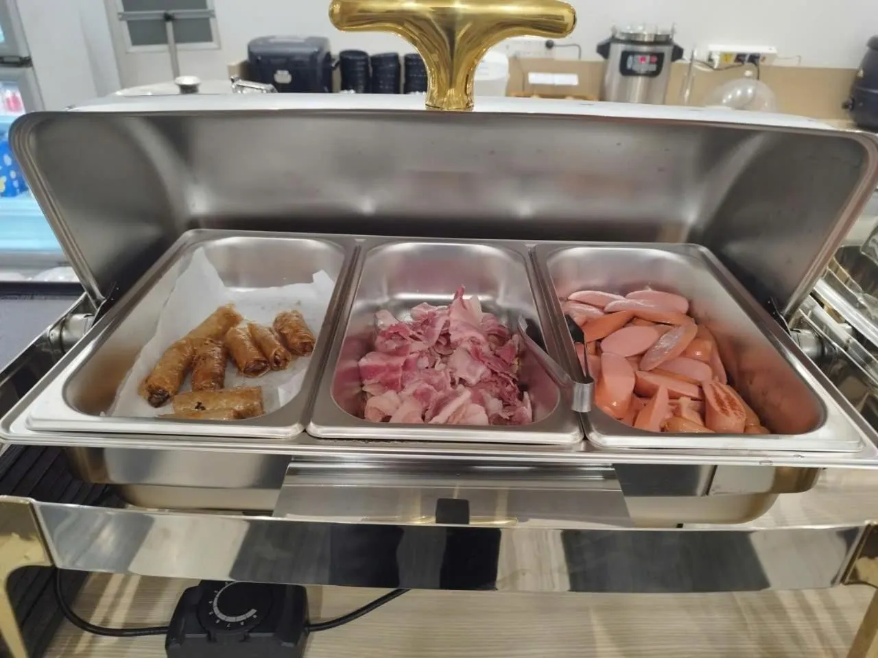 Buffet breakfast in Hotel Yah Hanoi & Spa