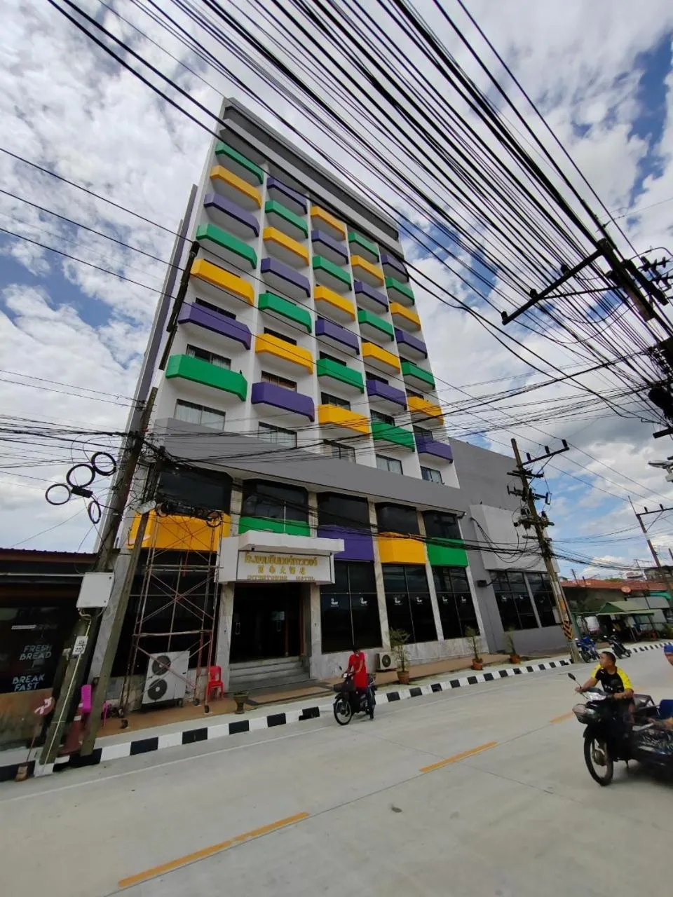 Facade/entrance in INTERTOWER HOTEL (SHA)
