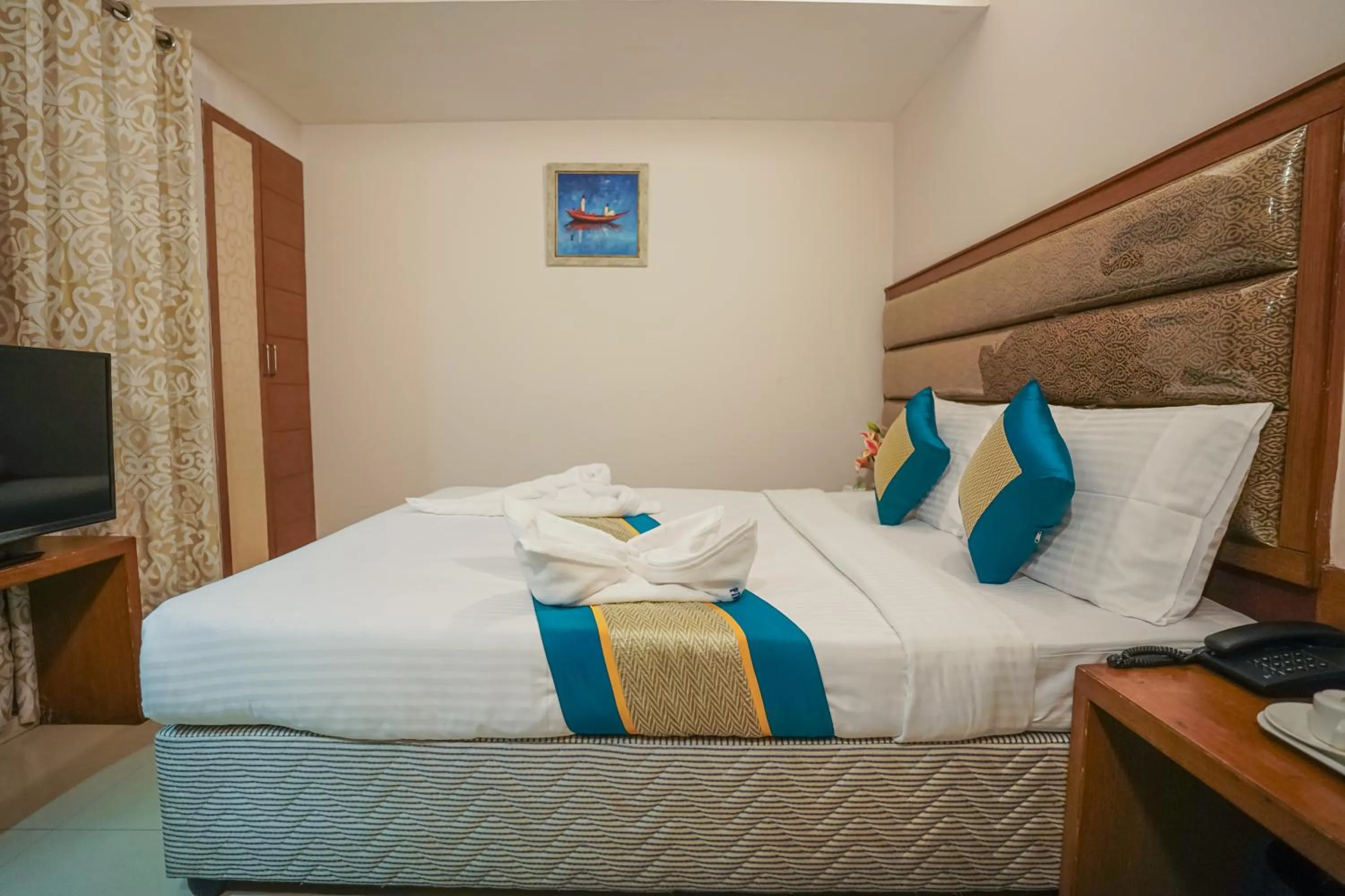 Bed in Pine Tree Boutique Hotel