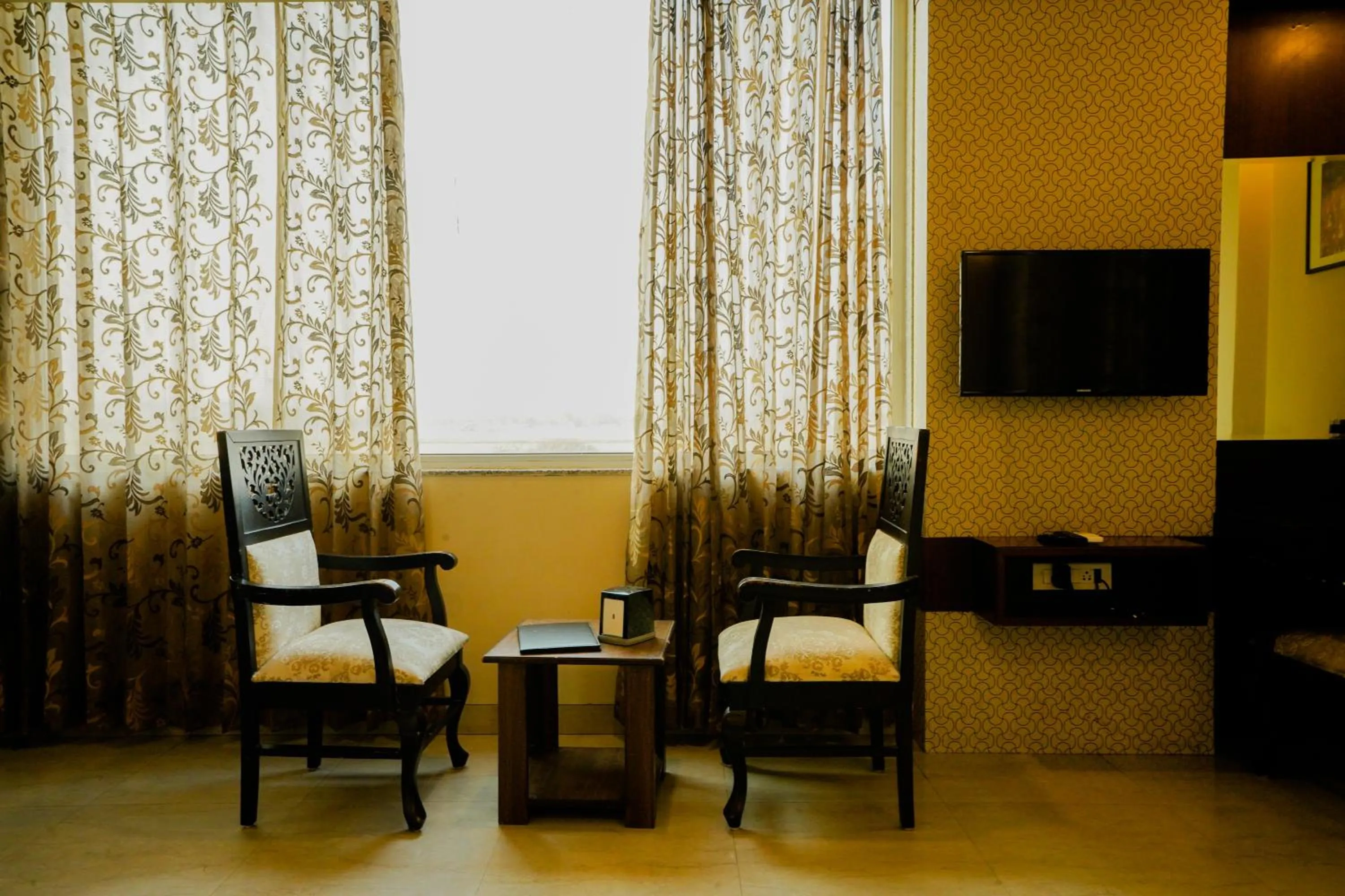 Living room in Hotel Cheelgadi