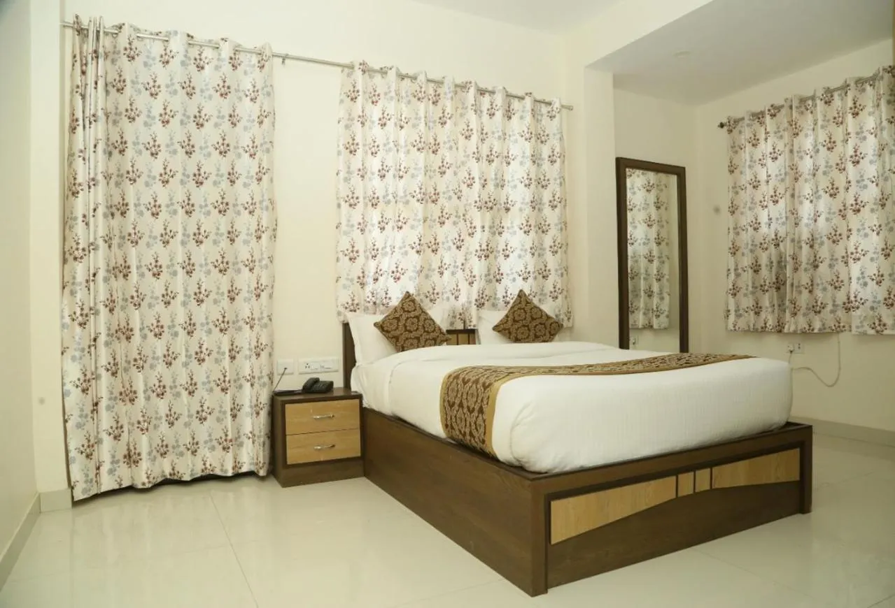 Bed in Hotel Cheelgadi