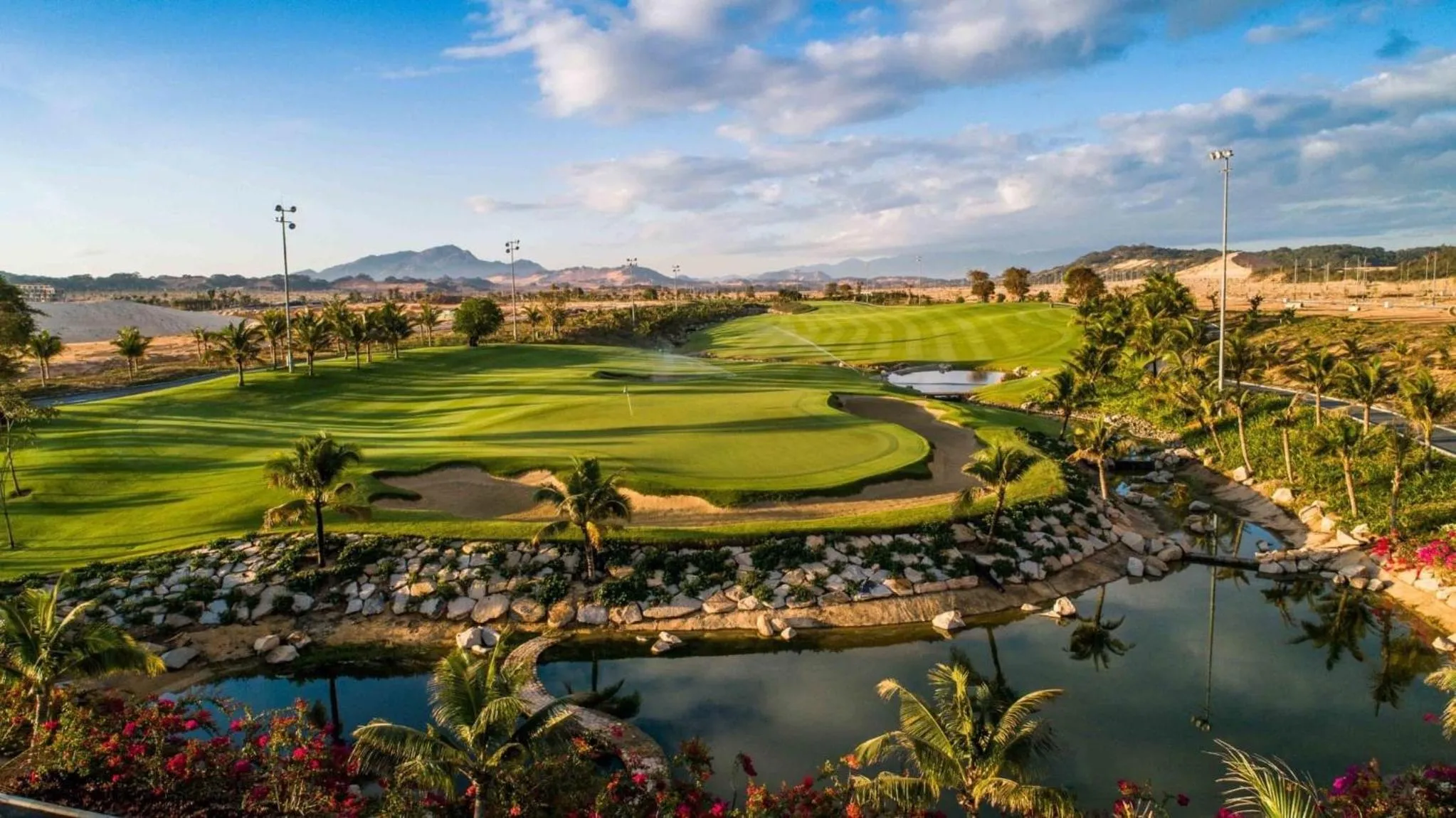 Golfcourse in Residence Inn Villa Cam Ranh