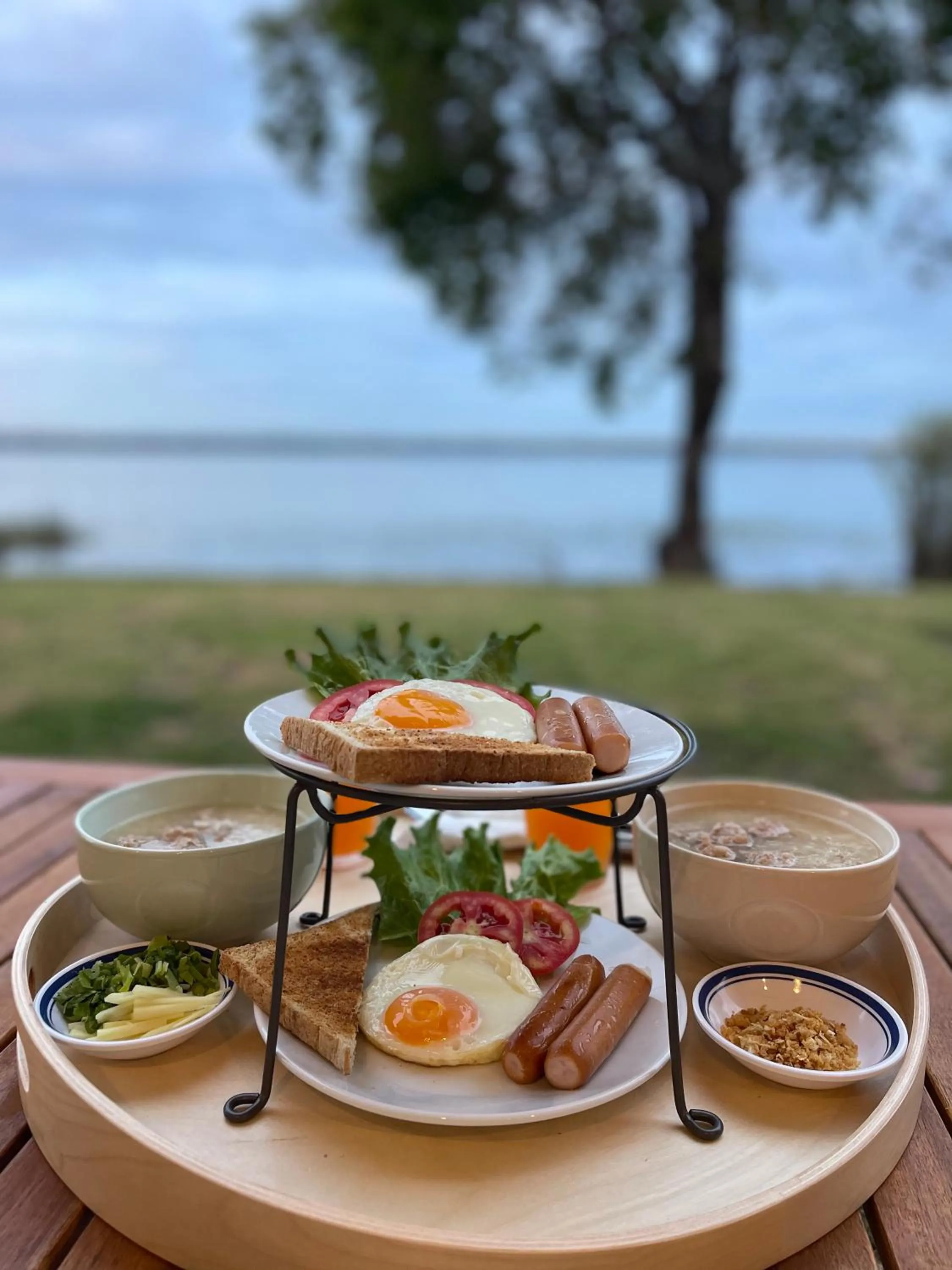 Breakfast in LAKE HOUSE Naka Cave