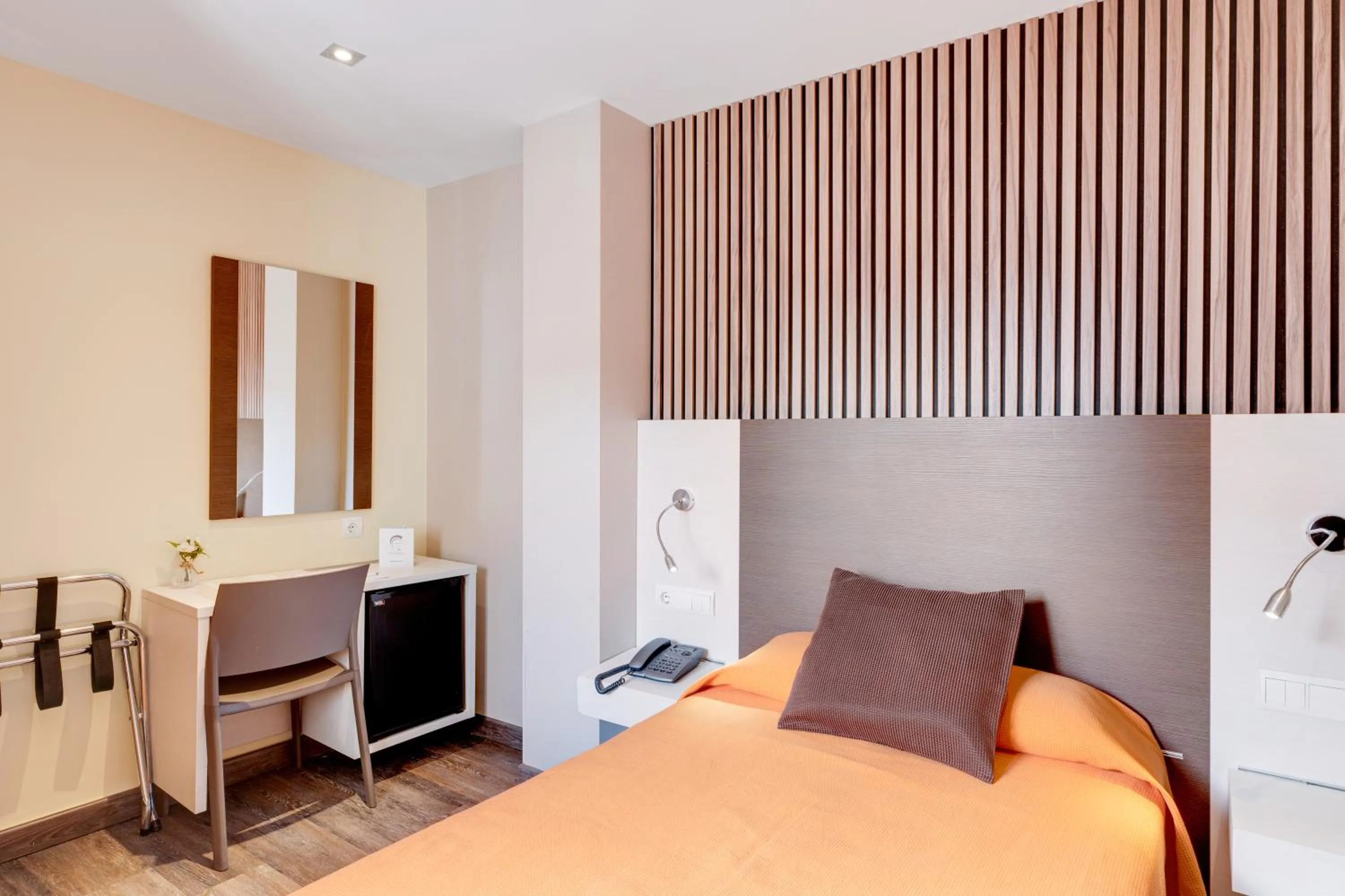 Bedroom, Bed in Abelux